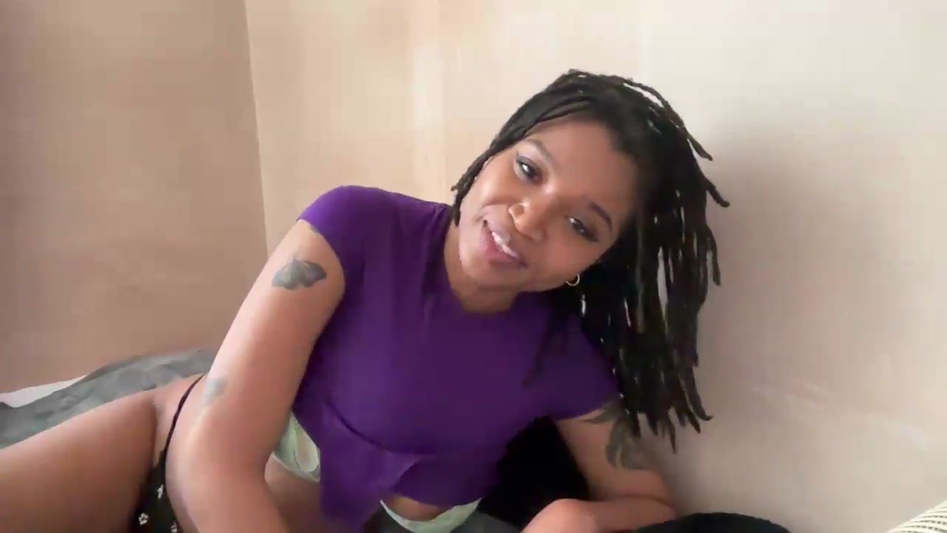 Gallery image thumbnail from KimmiDoka's myfreecams stream on, 05/06/2026, 17:48 image 14 of 20