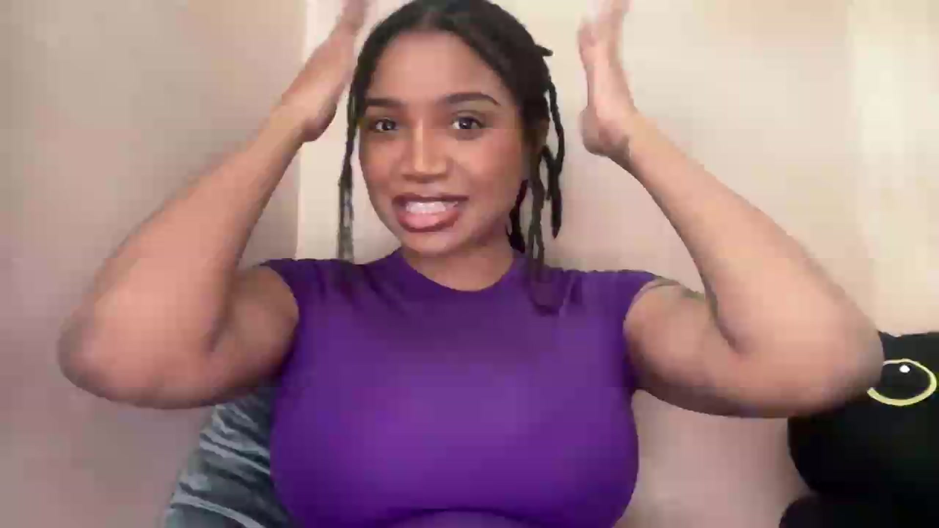 Gallery image thumbnail from KimmiDoka's myfreecams stream on, 05/19/2026, 18:27 image 1 of 20
