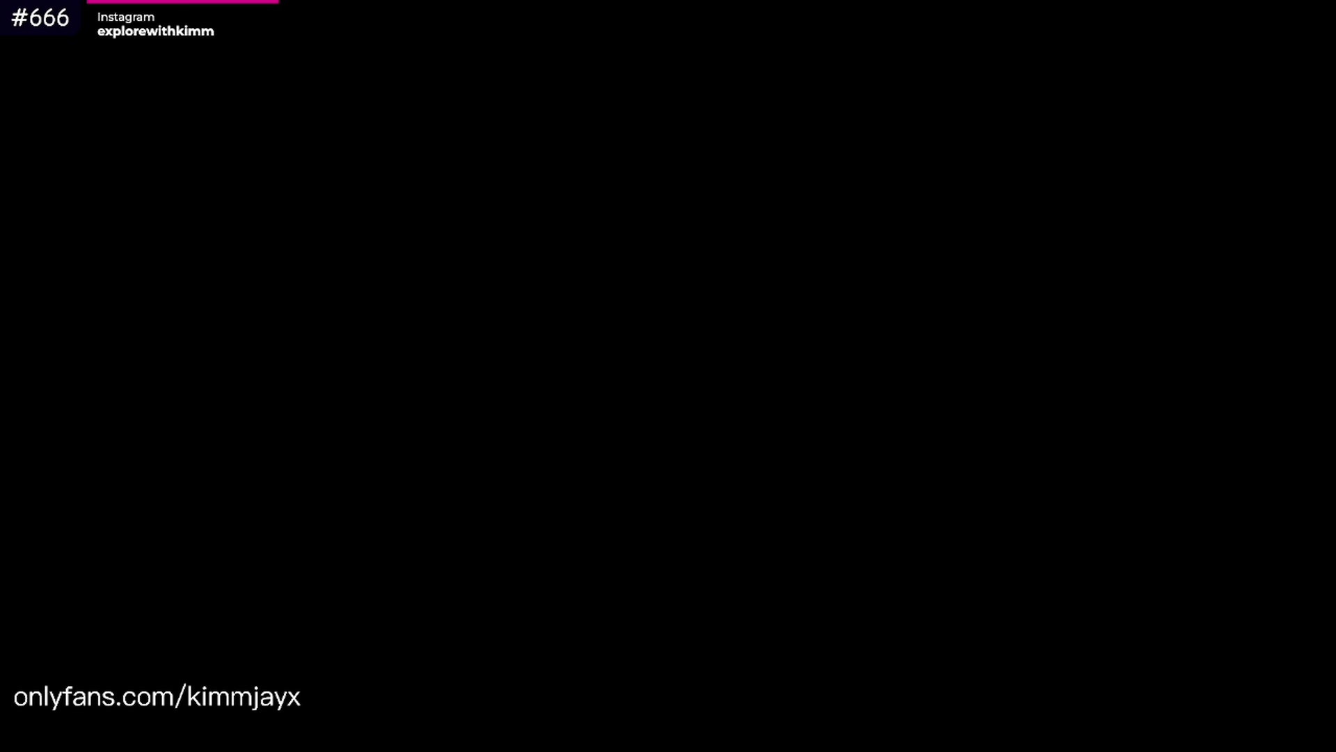 Gallery image thumbnail from Kimmjayx's myfreecams stream on, 11/18/2022, 21:07 image 12 of 20