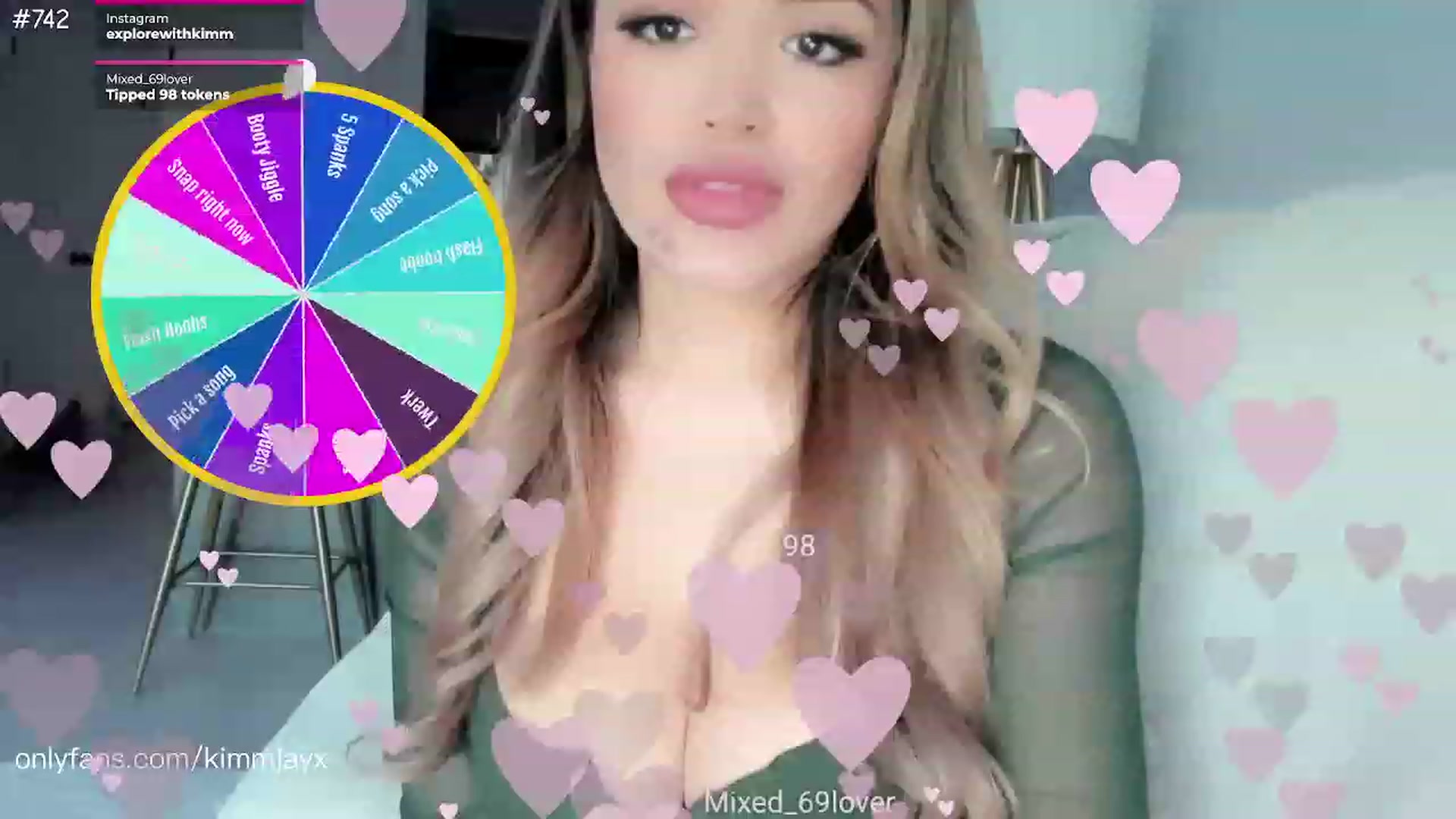 Gallery image thumbnail from Kimmjayx's myfreecams stream on, 11/21/2022, 22:04 image 13 of 20