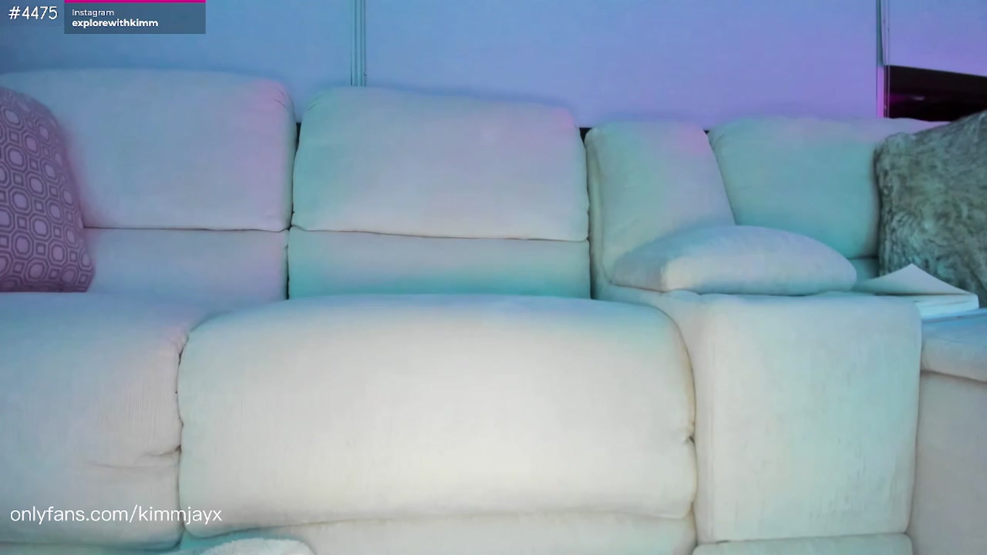 Gallery image thumbnail from Kimmjayx's myfreecams stream on, 03/14/2023, 06:42 image 2 of 20