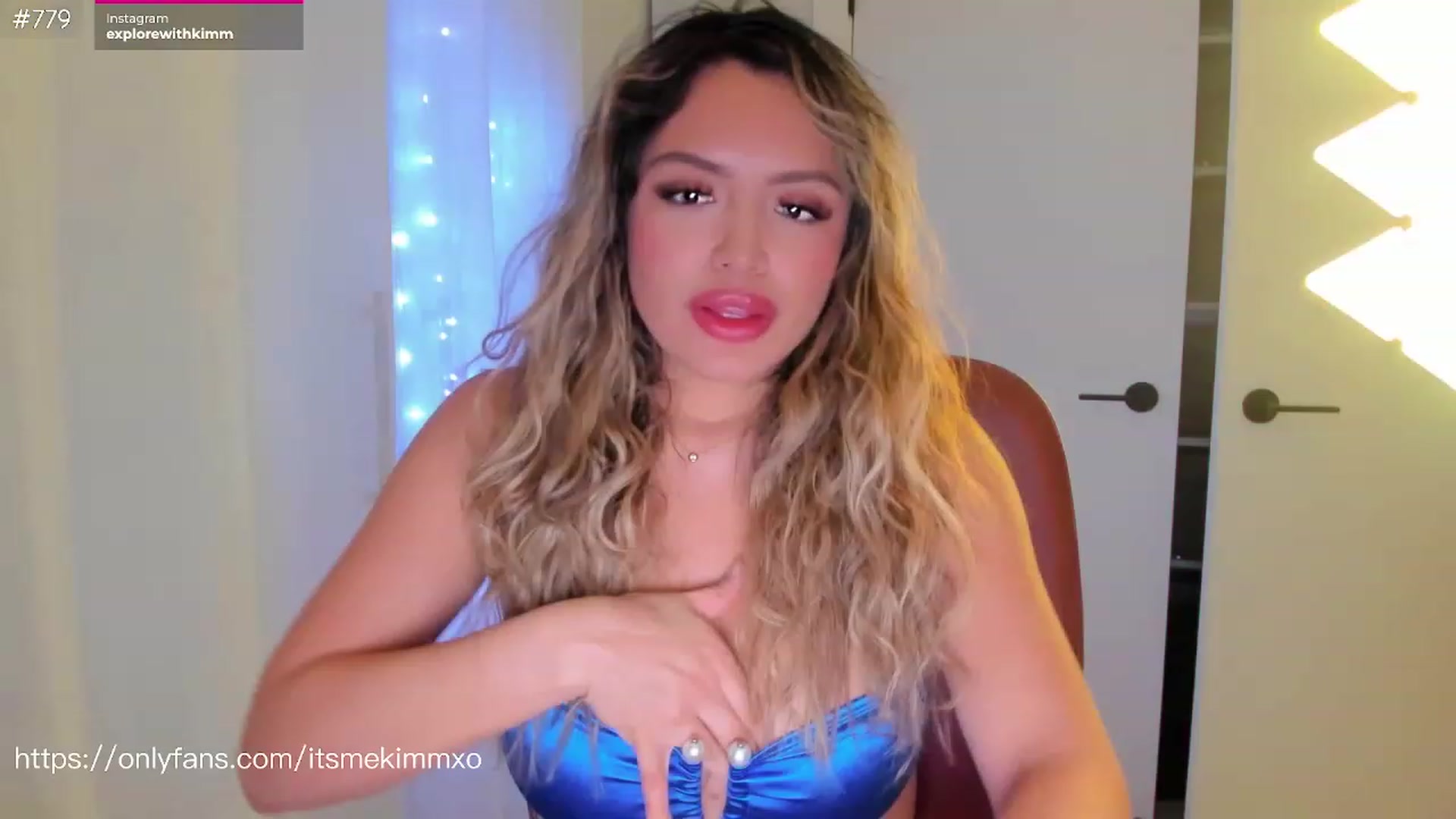Gallery image thumbnail from Kimmjayx's myfreecams stream on, 04/27/2023, 05:16 image 12 of 20