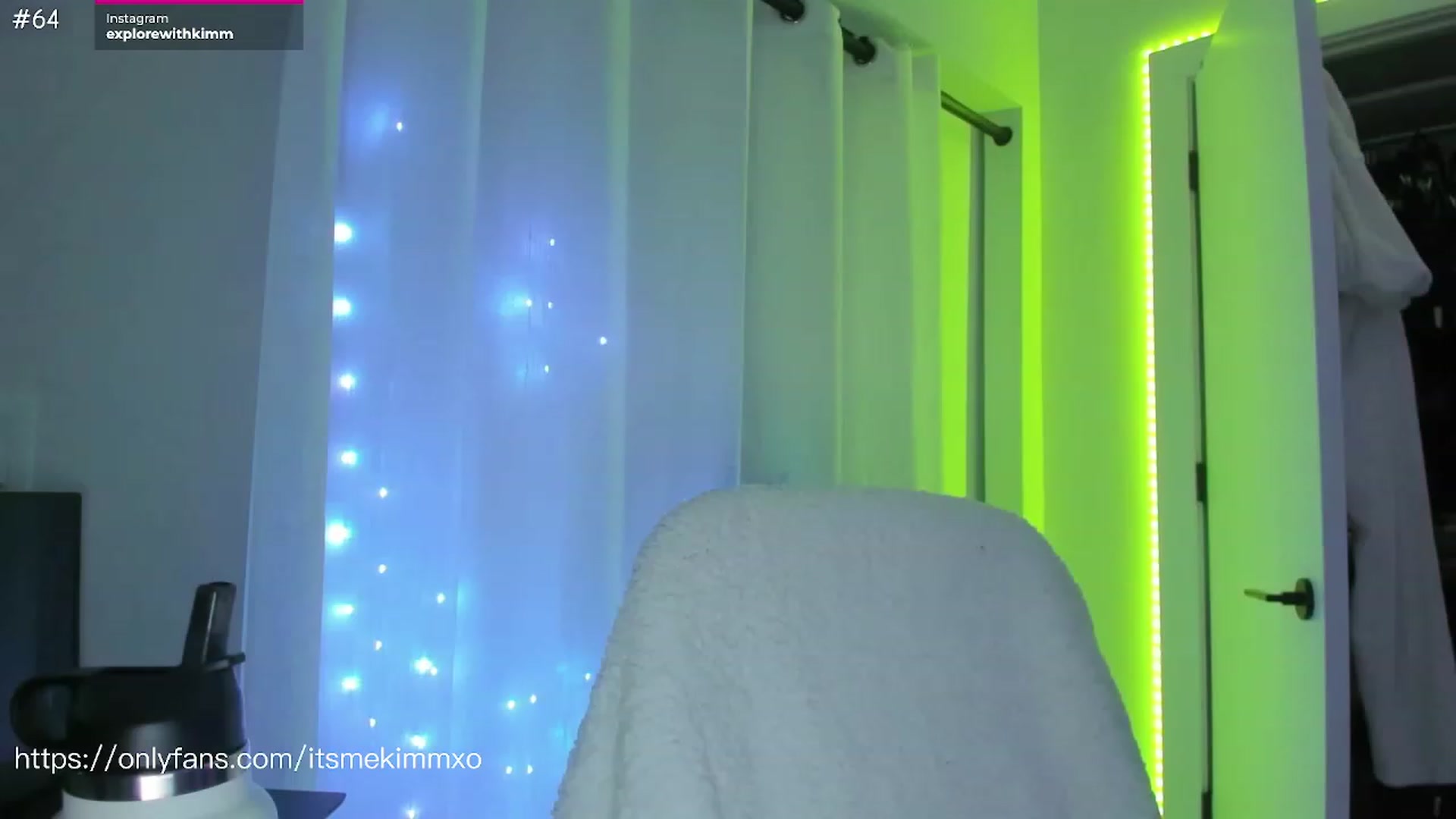 Gallery image thumbnail from Kimmjayx's myfreecams stream on, 05/02/2023, 03:08 image 16 of 20