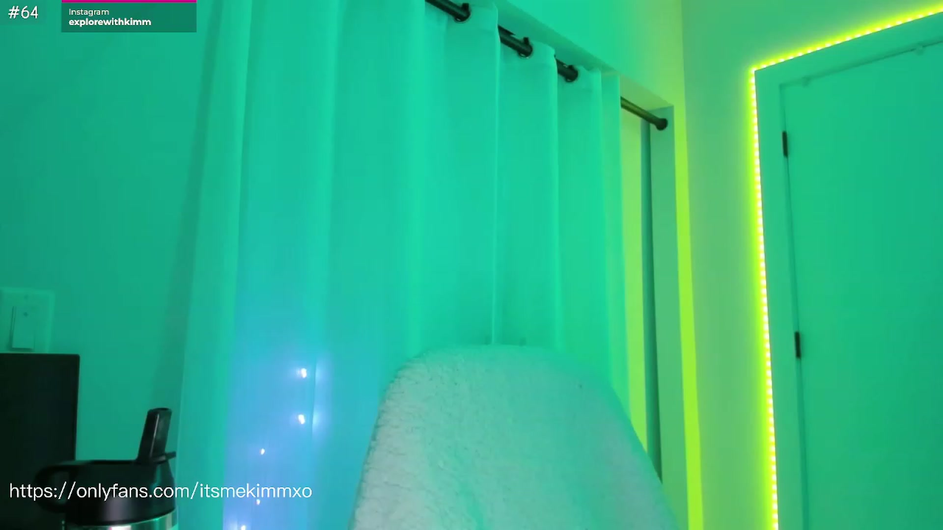 Gallery image thumbnail from Kimmjayx's myfreecams stream on, 05/02/2023, 03:08 image 17 of 20