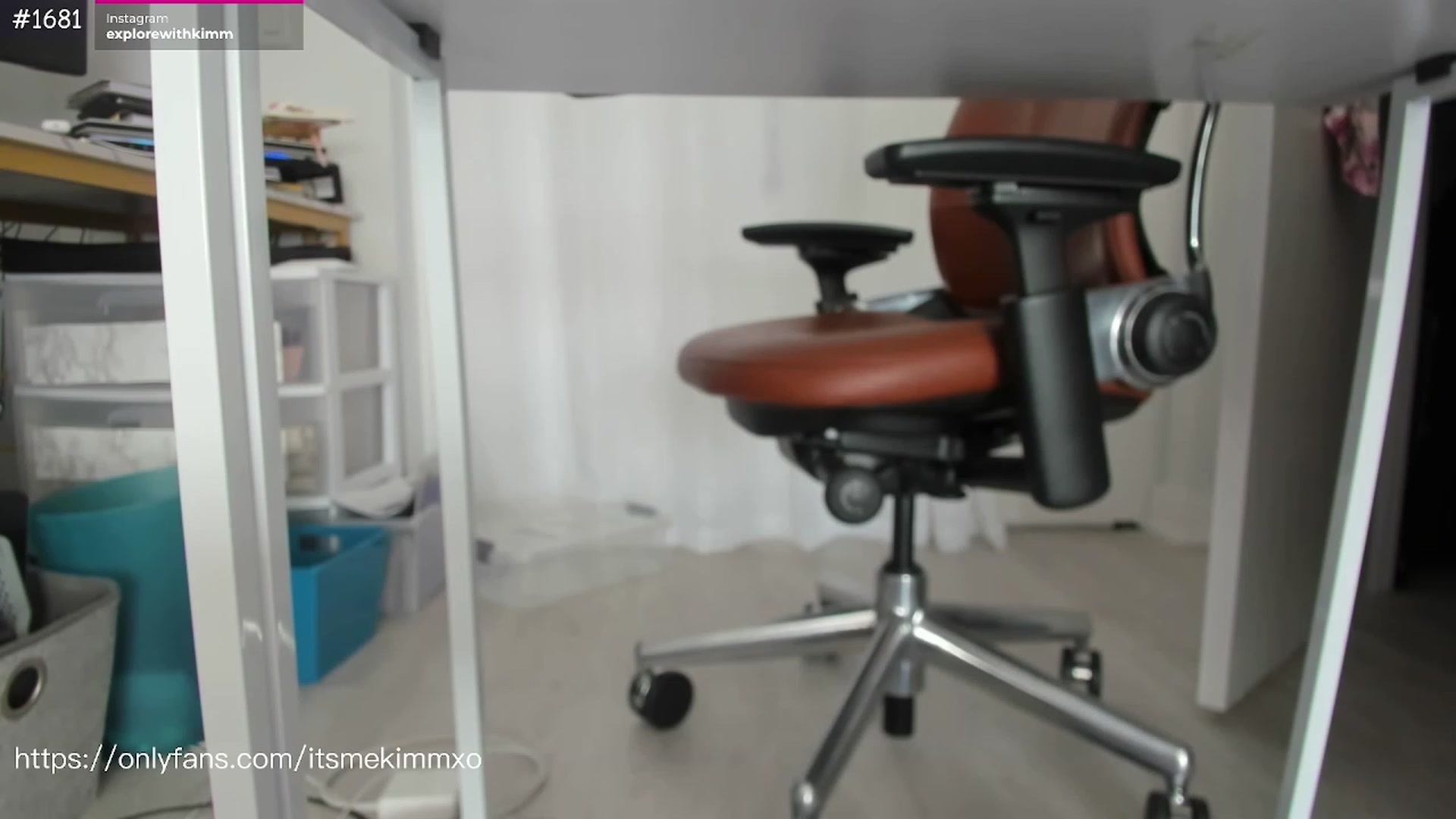 Gallery image thumbnail from Kimmjayx's myfreecams stream on, 07/11/2023, 20:38 image 15 of 20