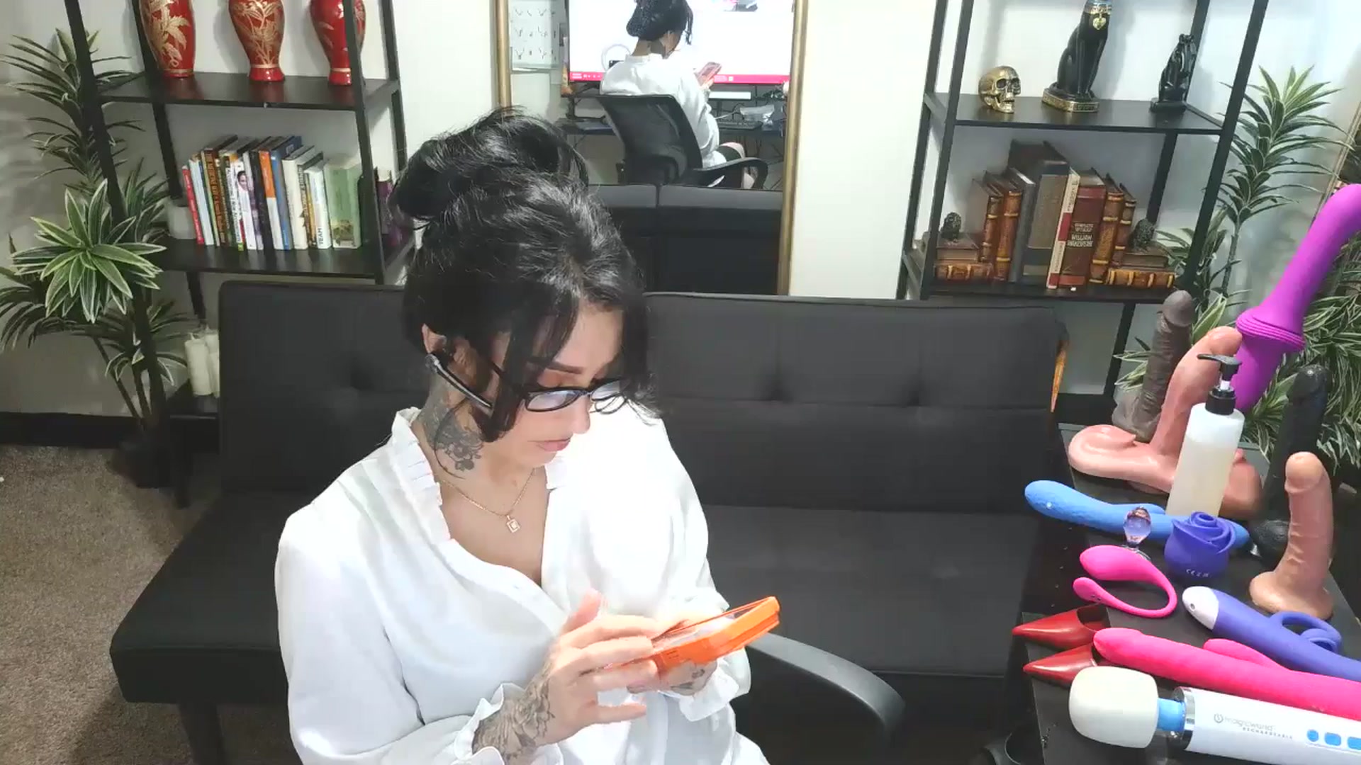 Gallery image thumbnail from KimmyKitten28's myfreecams stream on, 03/19/2026, 15:56 image 13 of 20