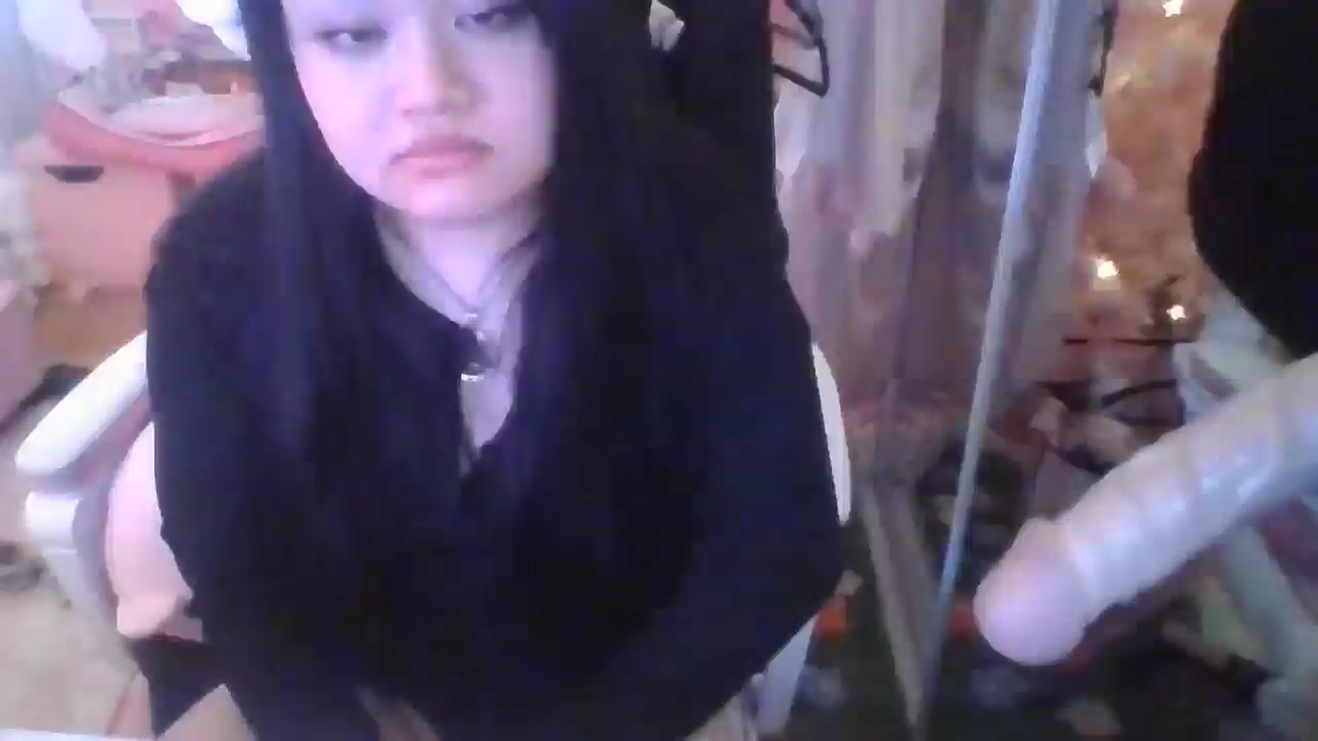 Gallery image thumbnail from Kimsquidxo's myfreecams stream on, 12/17/2024, 13:02 image 17 of 20