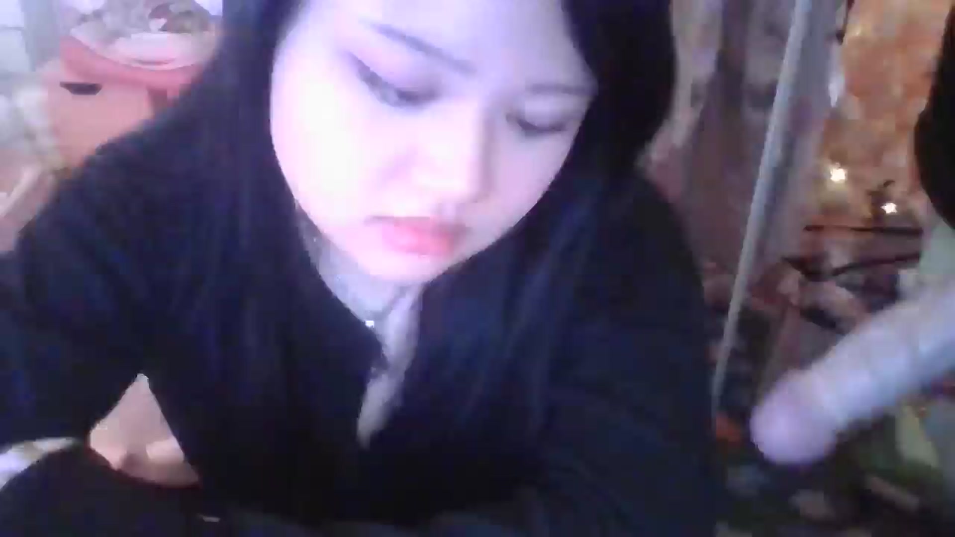 Gallery image thumbnail from Kimsquidxo's myfreecams stream on, 12/17/2024, 13:02 image 1 of 20