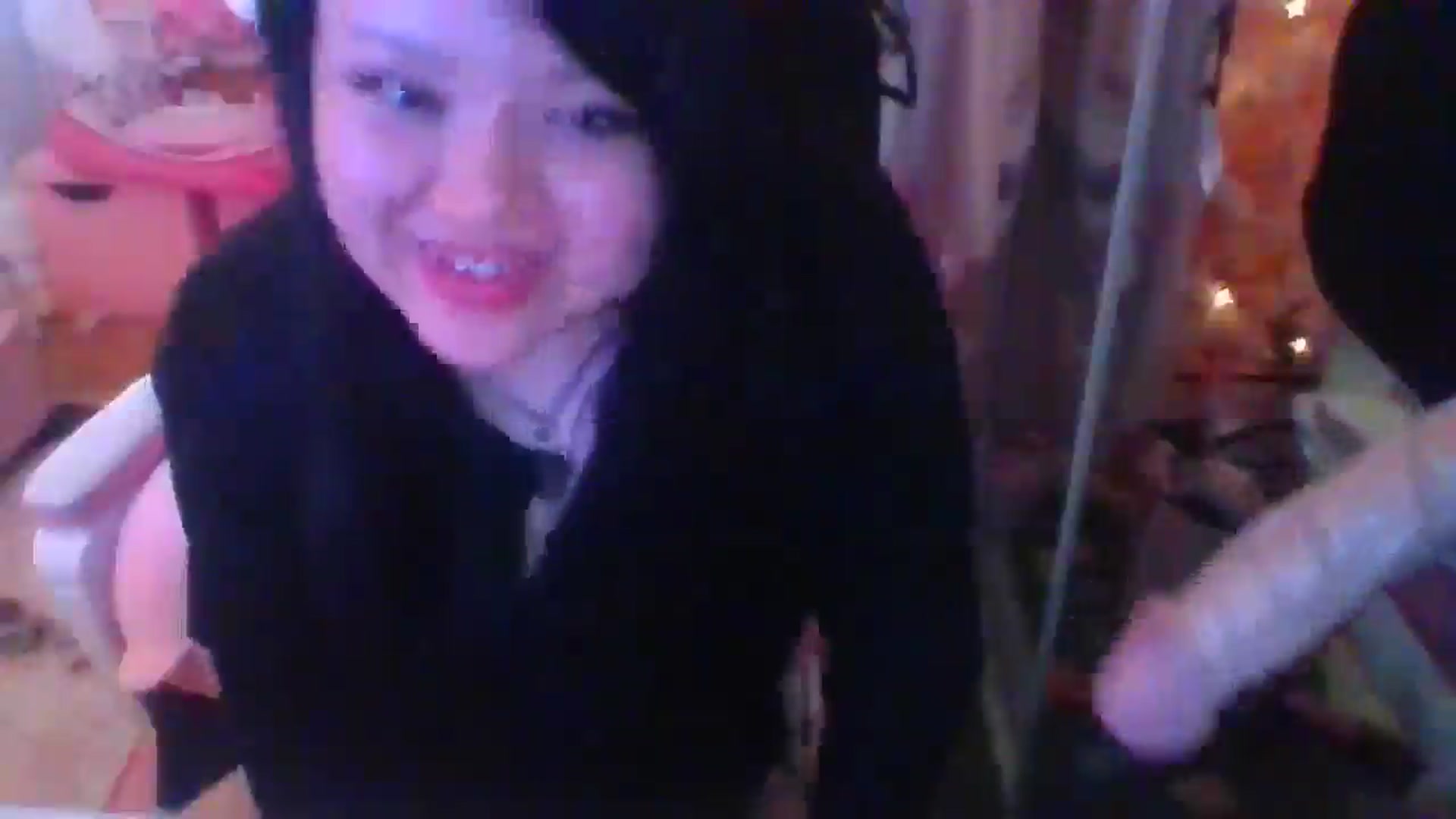 Gallery image thumbnail from Kimsquidxo's myfreecams stream on, 12/17/2024, 13:02 image 15 of 20