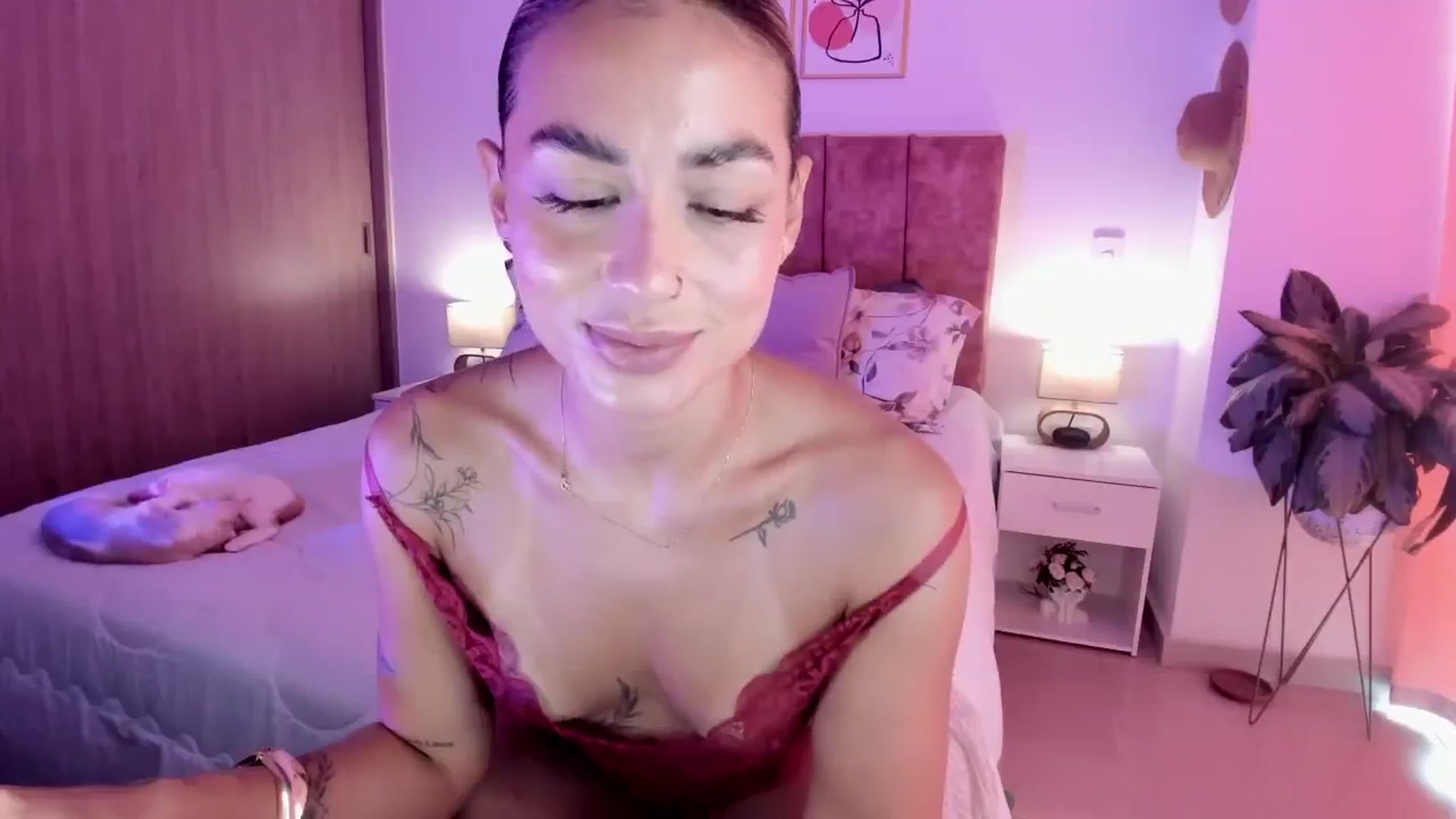 Gallery image thumbnail from Kimsummer25's myfreecams stream on, 04/28/2026, 16:40 image 8 of 20