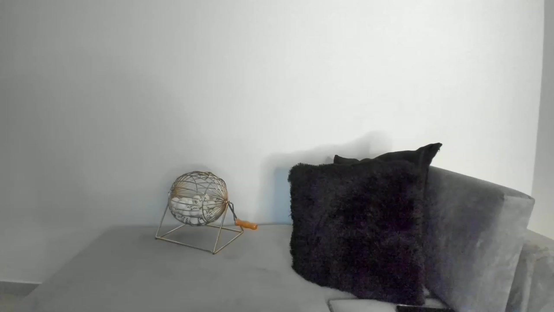 Gallery image thumbnail from Kimtylor_'s myfreecams stream on, 12/10/2022, 02:39 image 7 of 20