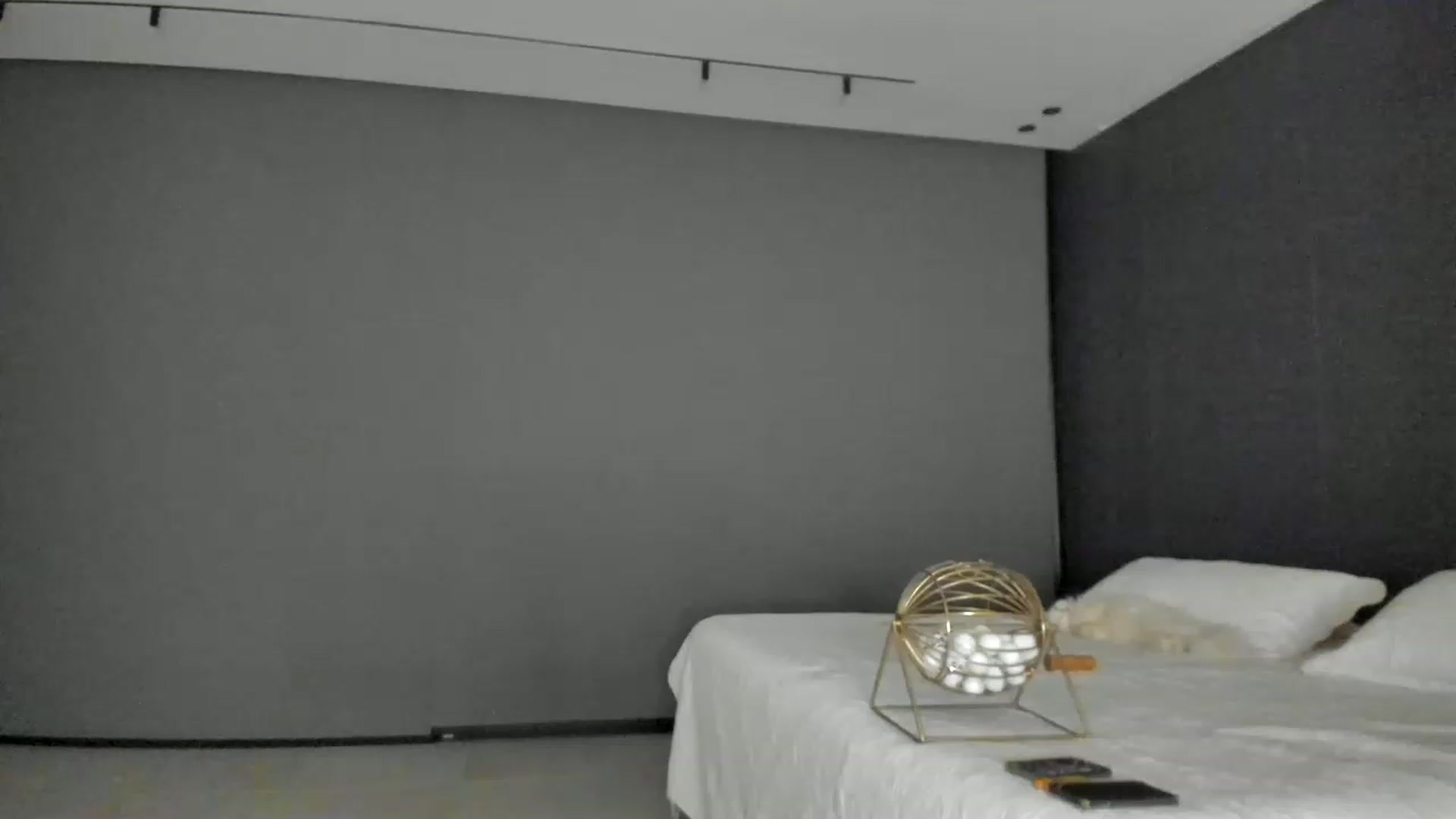 Gallery image thumbnail from Kimtylor_'s myfreecams stream on, 01/13/2023, 03:33 image 12 of 20