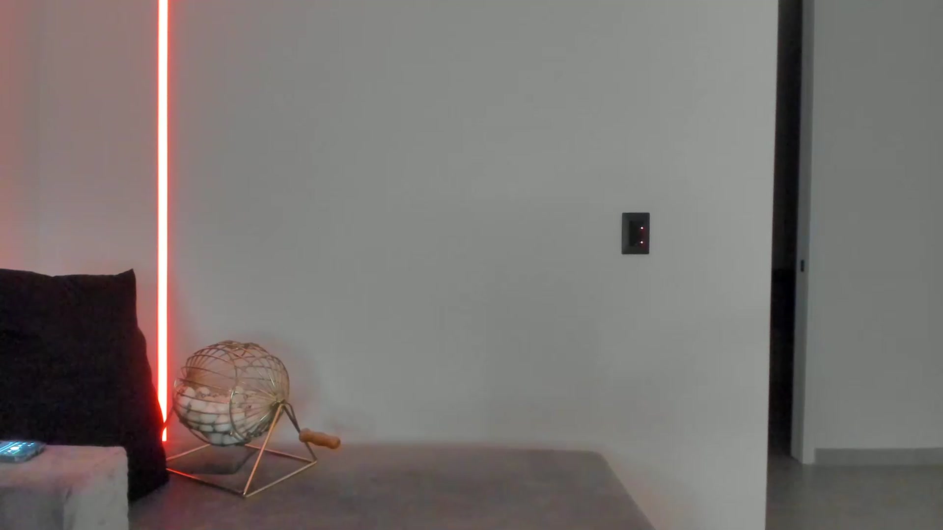 Gallery image thumbnail from Kimtylor_'s myfreecams stream on, 02/17/2023, 02:39 image 12 of 20