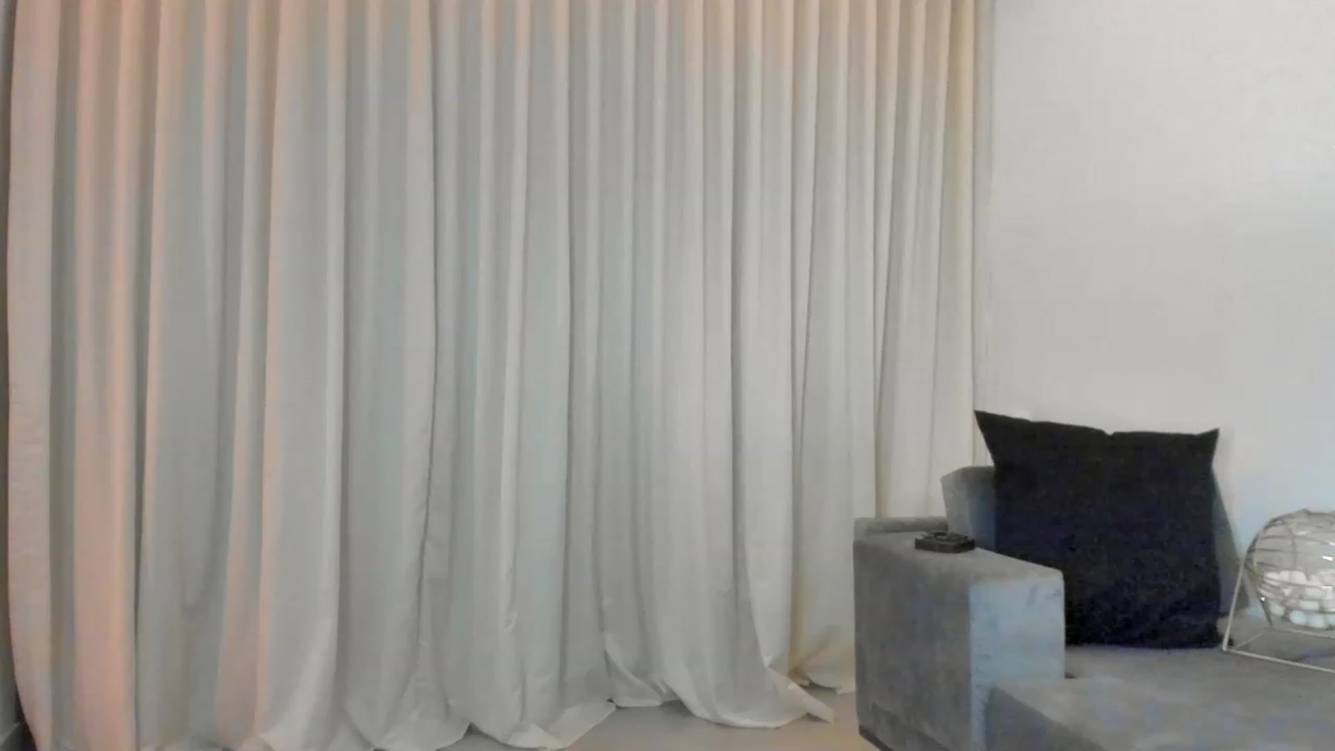 Gallery image thumbnail from Kimtylor_'s myfreecams stream on, 02/21/2023, 02:38 image 10 of 20