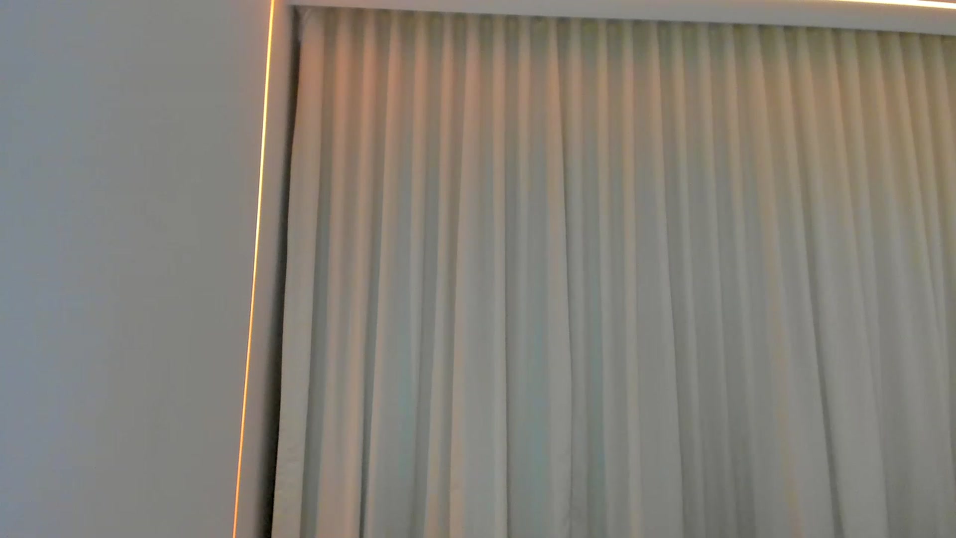 Gallery image thumbnail from Kimtylor_'s myfreecams stream on, 02/21/2023, 03:36 image 2 of 20