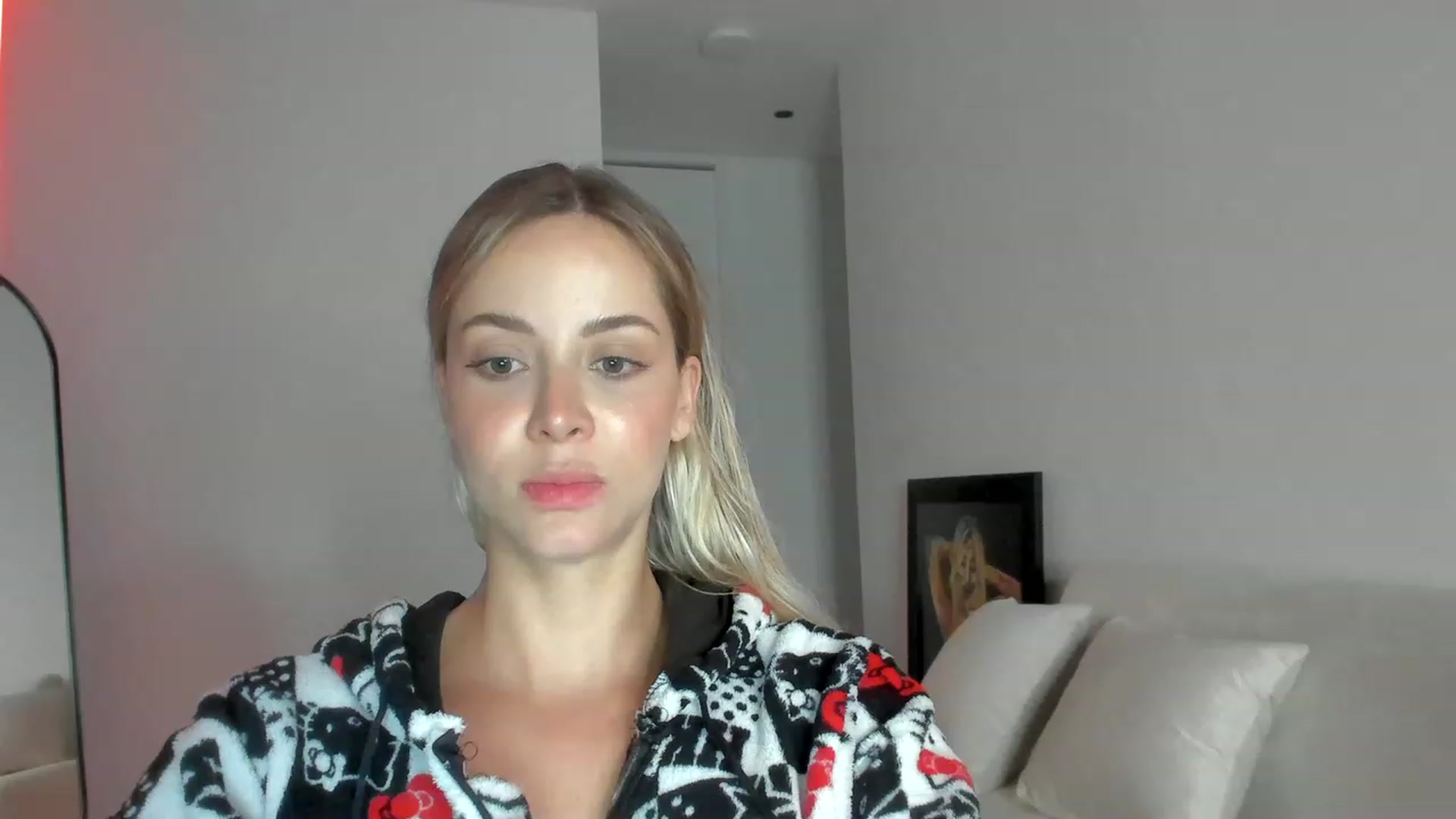 Gallery image thumbnail from Kimtylor_'s myfreecams stream on, 04/04/2023, 01:49 image 6 of 20