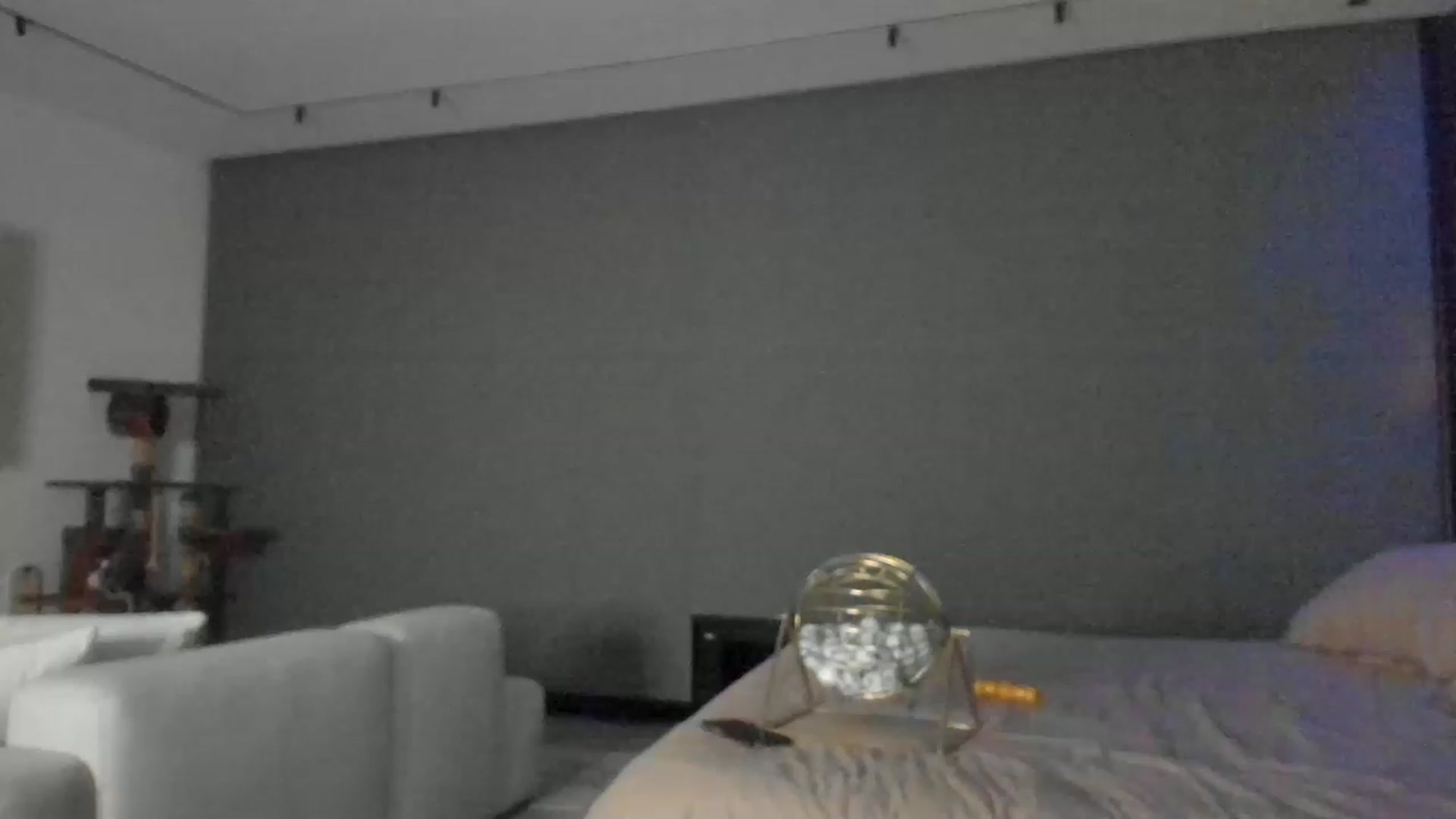 Gallery image thumbnail from Kimtylor_'s myfreecams stream on, 04/07/2023, 02:05 image 17 of 20