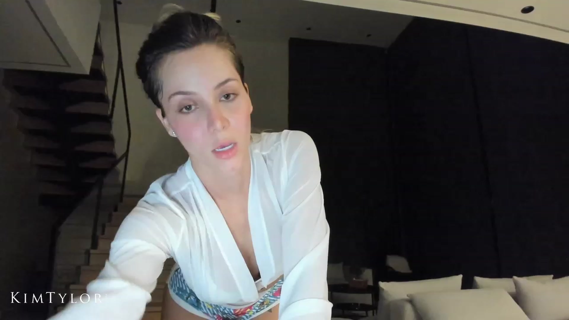 Gallery image thumbnail from Kimtylor_'s myfreecams stream on, 08/05/2023, 01:48 image 8 of 20
