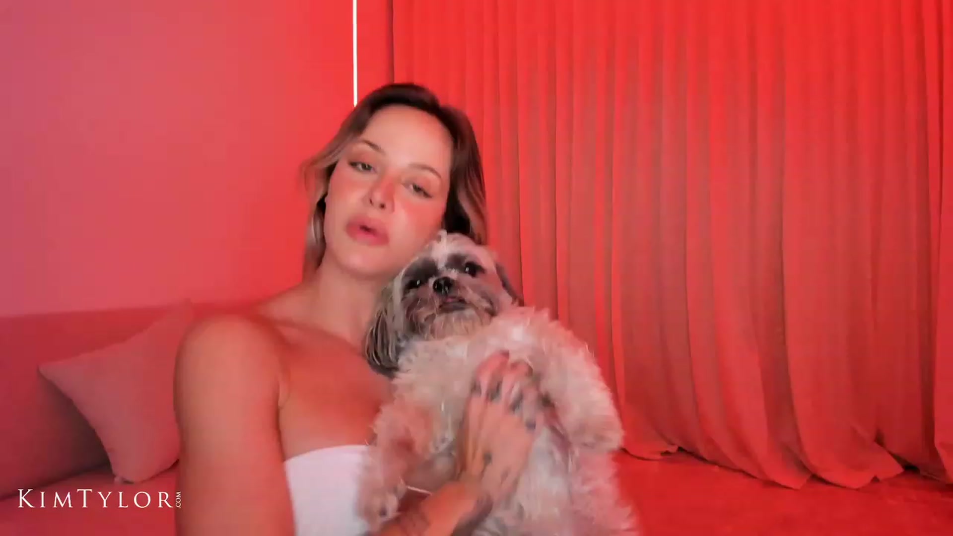 Gallery image thumbnail from Kimtylor_'s myfreecams stream on, 09/17/2023, 01:41 image 20 of 20
