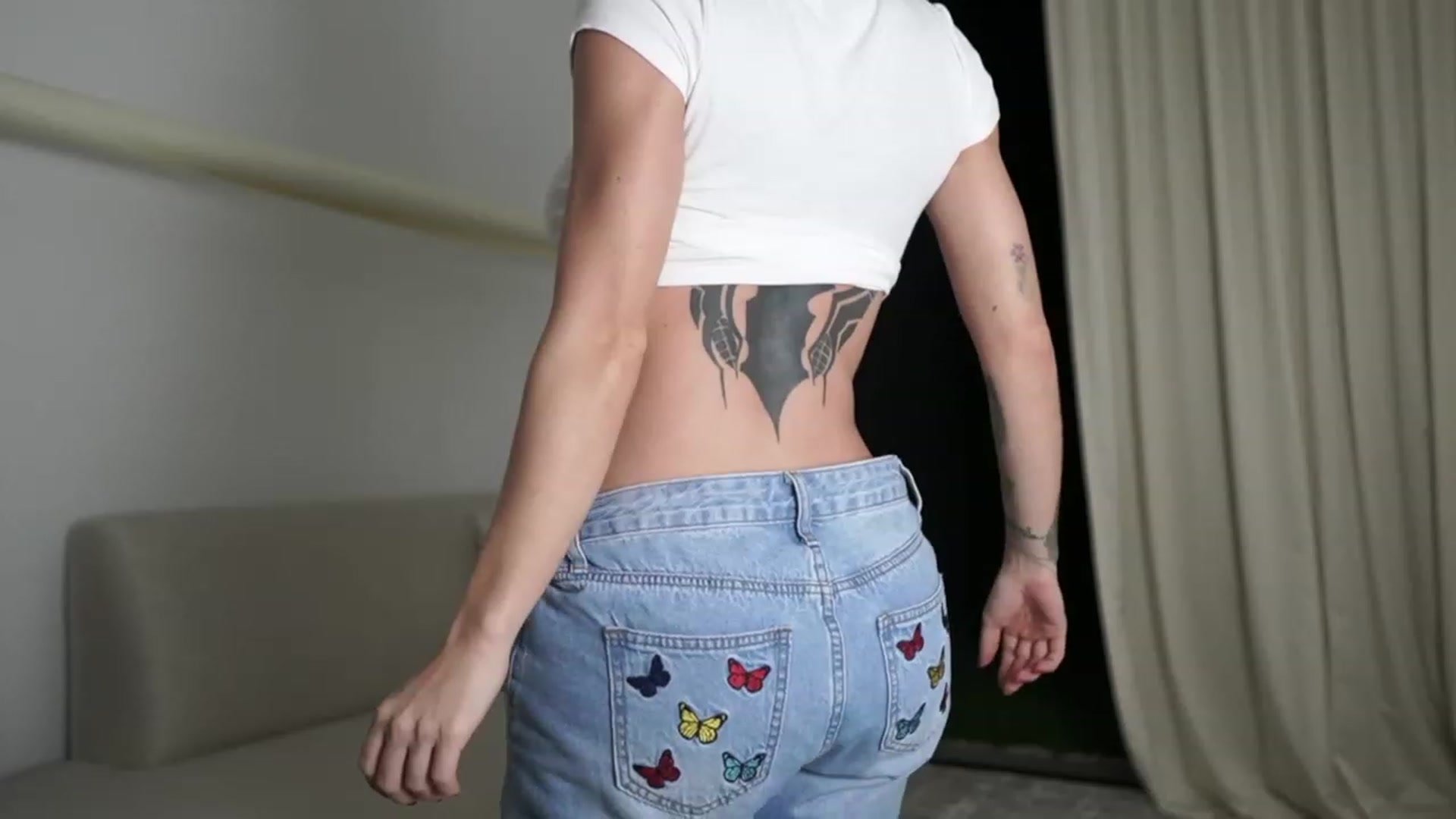 Gallery image thumbnail from Kimtylor_'s myfreecams stream on, 02/13/2024, 02:14 image 16 of 20