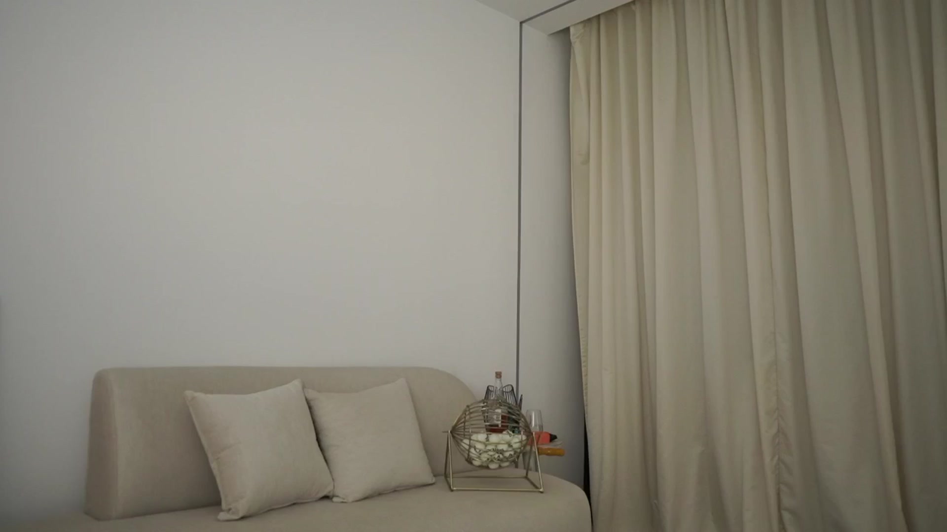 Gallery image thumbnail from Kimtylor_'s myfreecams stream on, 05/10/2024, 04:10 image 13 of 20
