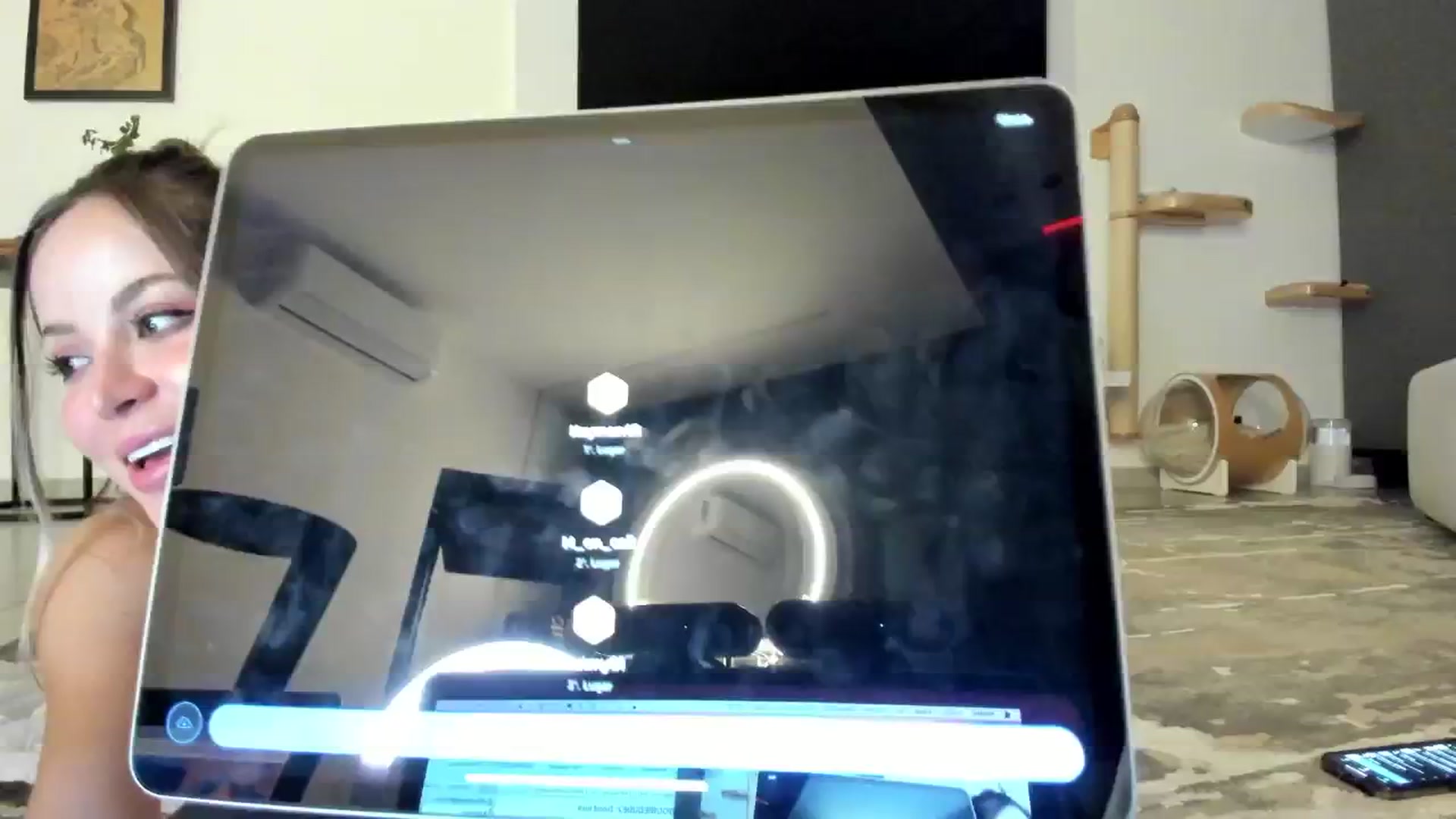 Gallery image thumbnail from Kimtylor_'s myfreecams stream on, 05/26/2024, 04:08 image 16 of 20
