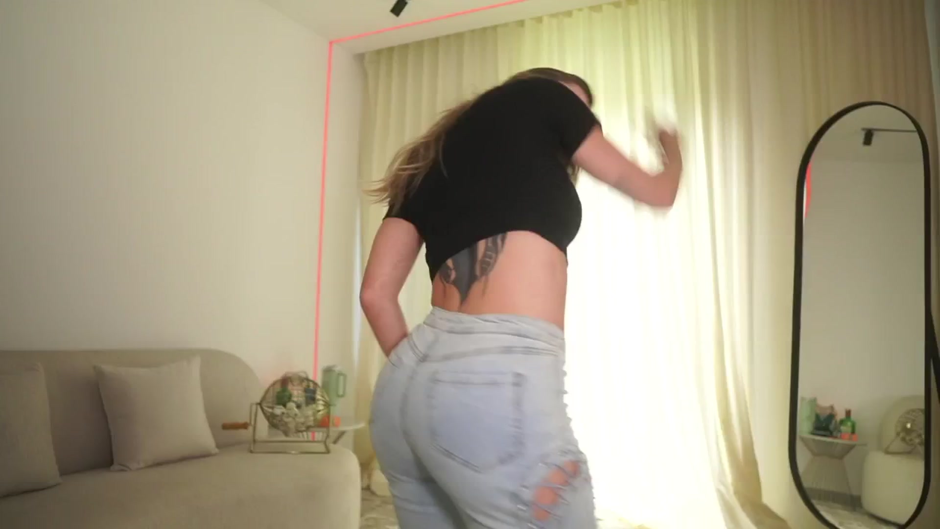 Gallery image thumbnail from Kimtylor_'s myfreecams stream on, 02/08/2025, 23:29 image 1 of 20