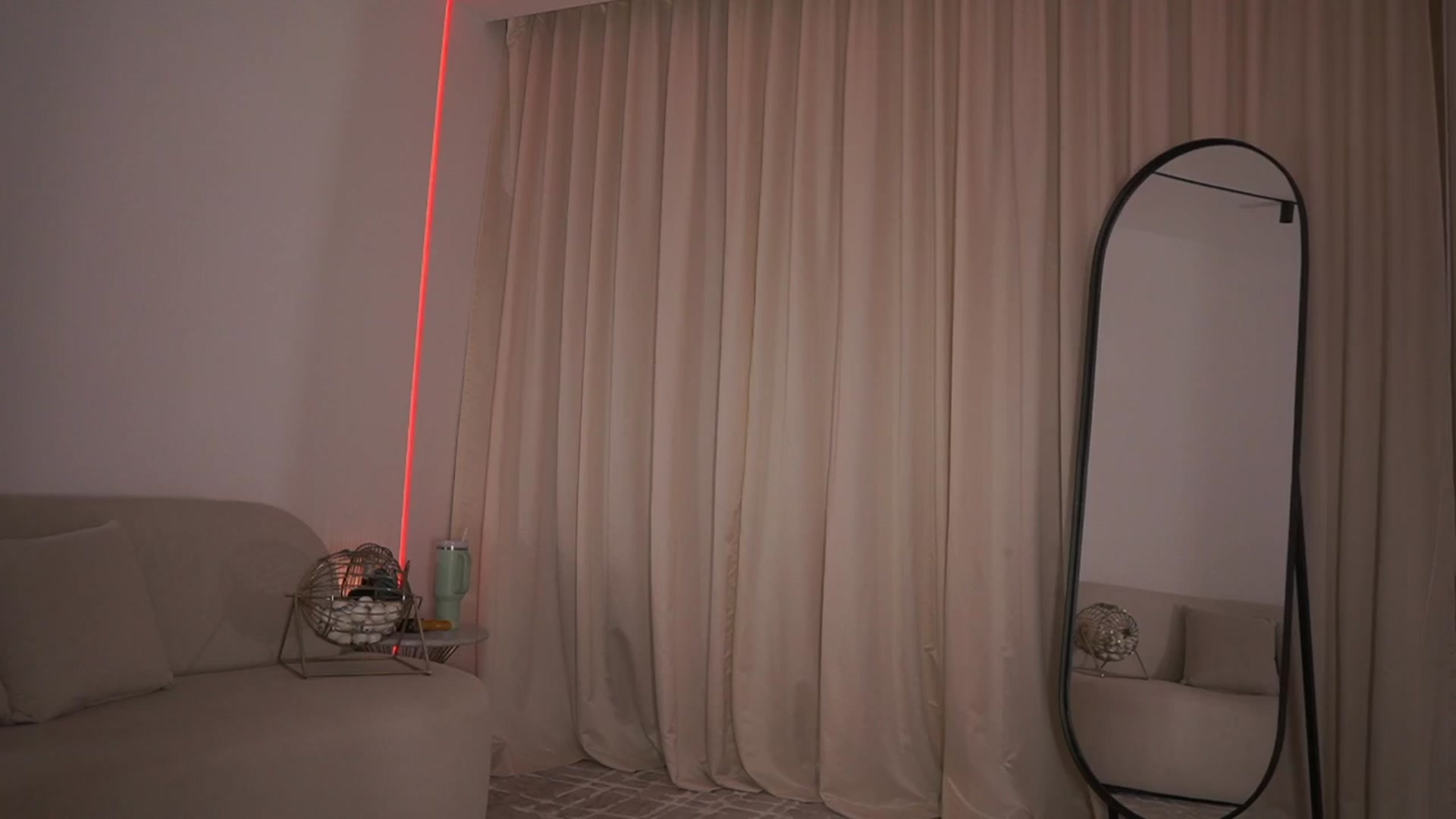 Gallery image thumbnail from Kimtylor_'s myfreecams stream on, 04/01/2025, 02:46 image 13 of 20