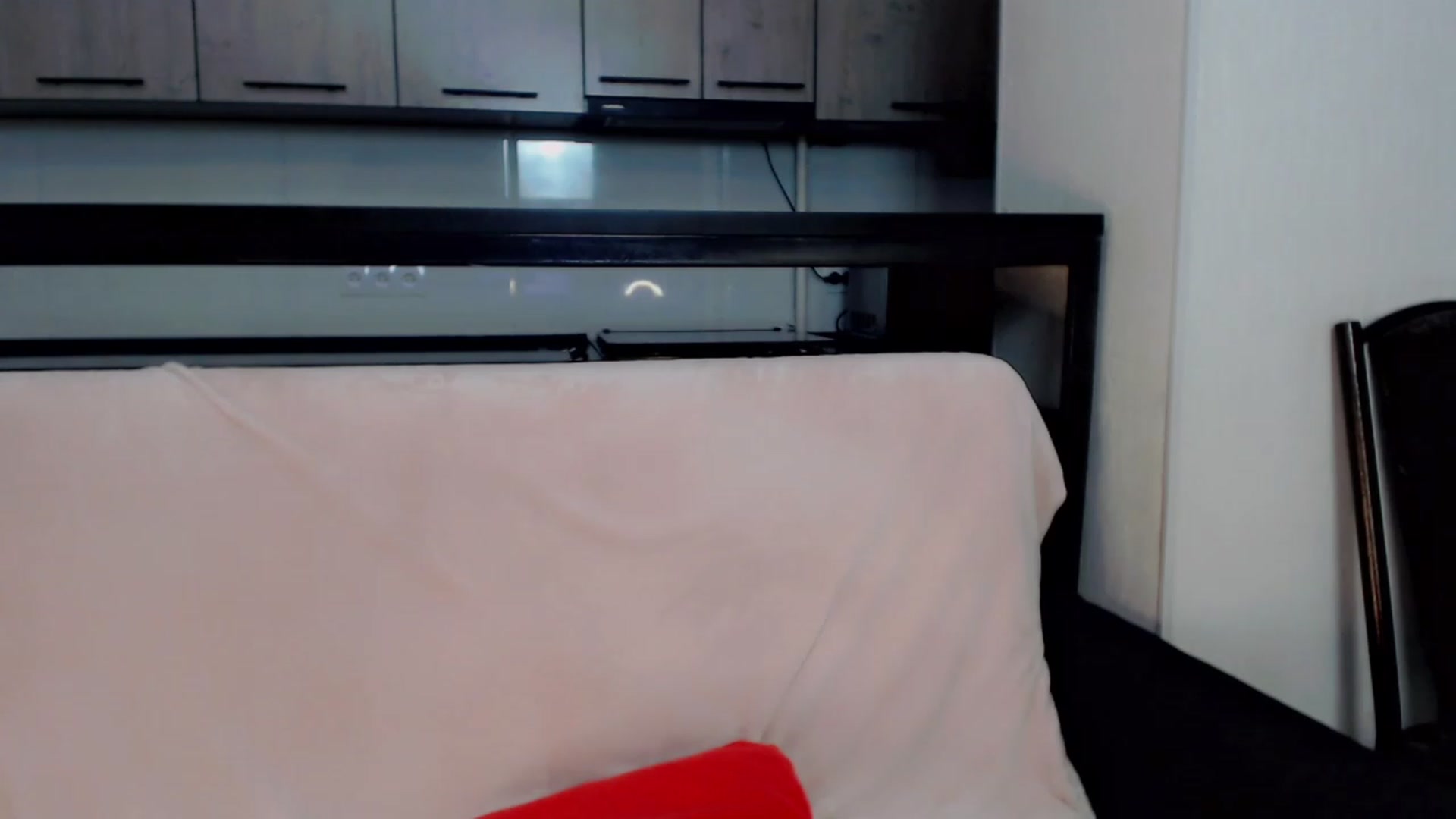 Gallery image thumbnail from Kimurakim's myfreecams stream on, 05/17/2023, 22:05 image 16 of 20