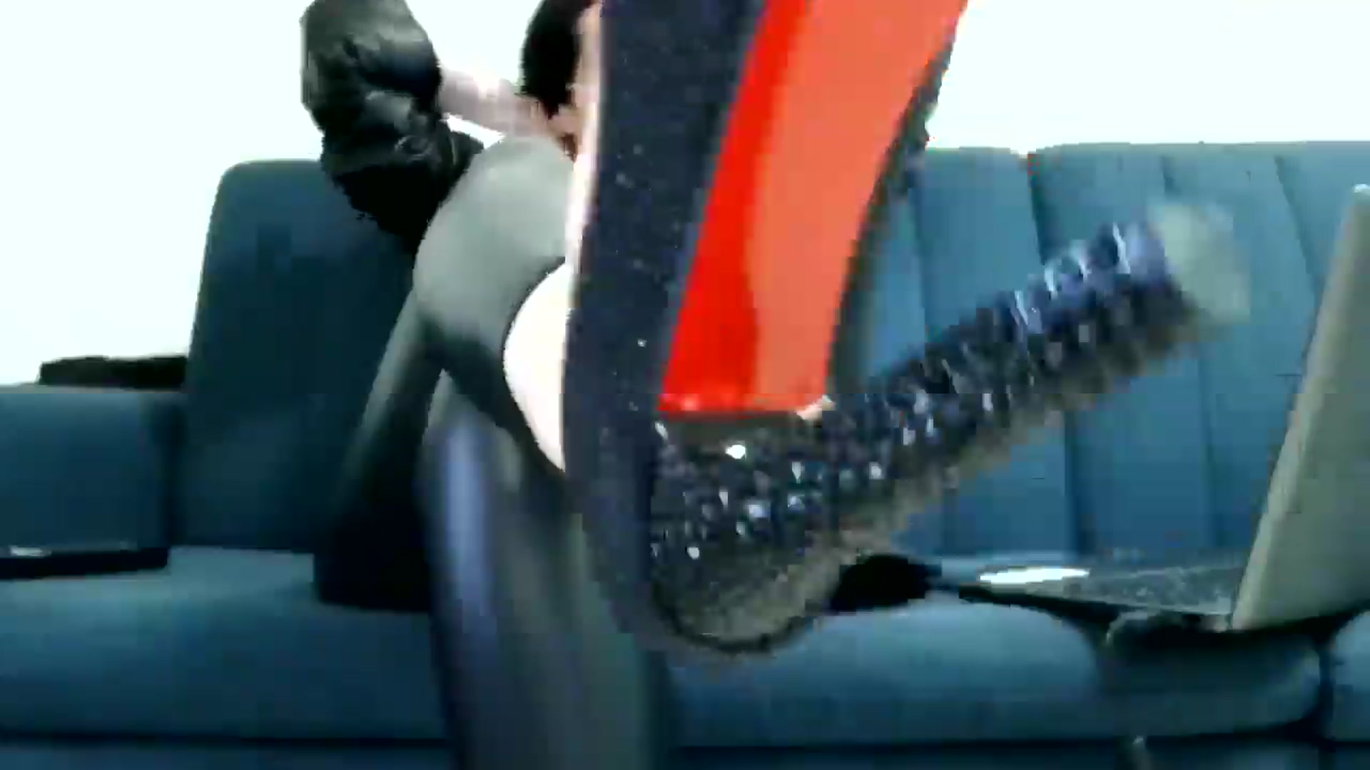 Gallery image thumbnail from KinKueen's myfreecams stream on, 05/06/2025, 14:53 image 4 of 20