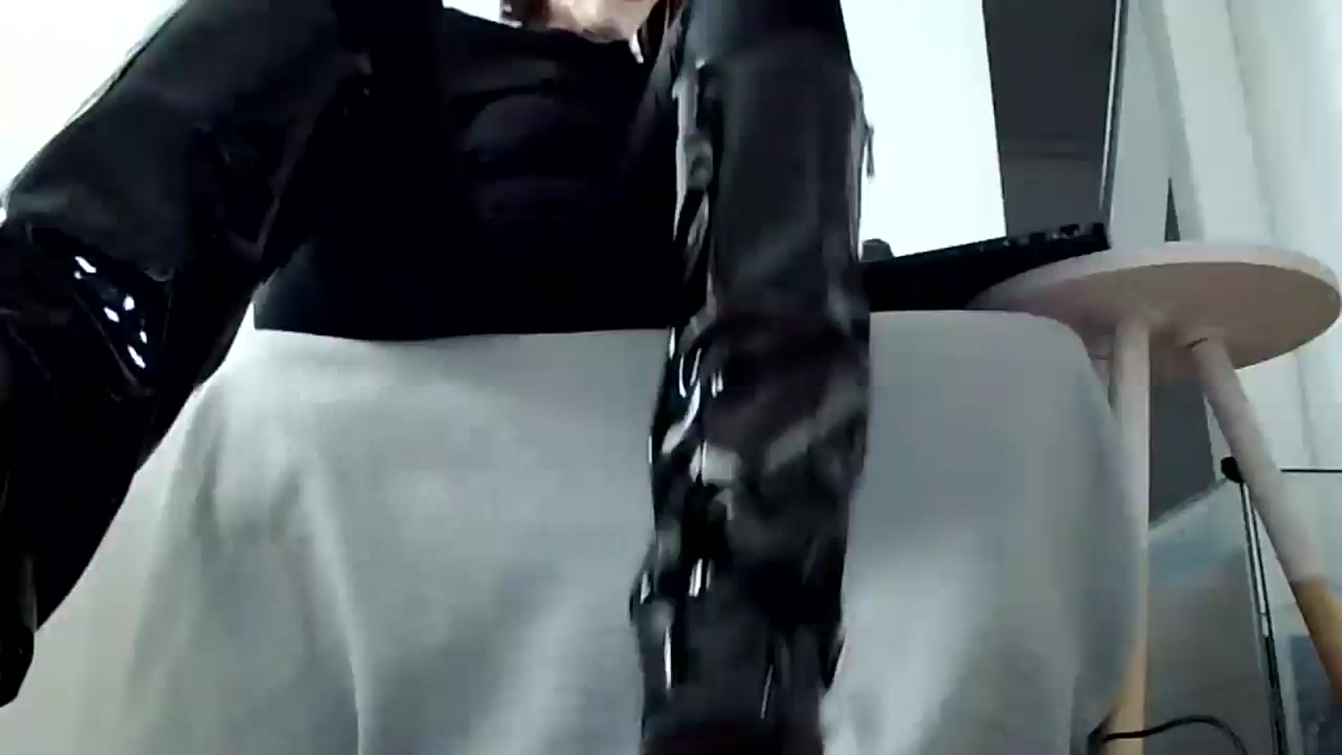 Gallery image thumbnail from KinKueen's myfreecams stream on, 03/02/2026, 15:16 image 1 of 20