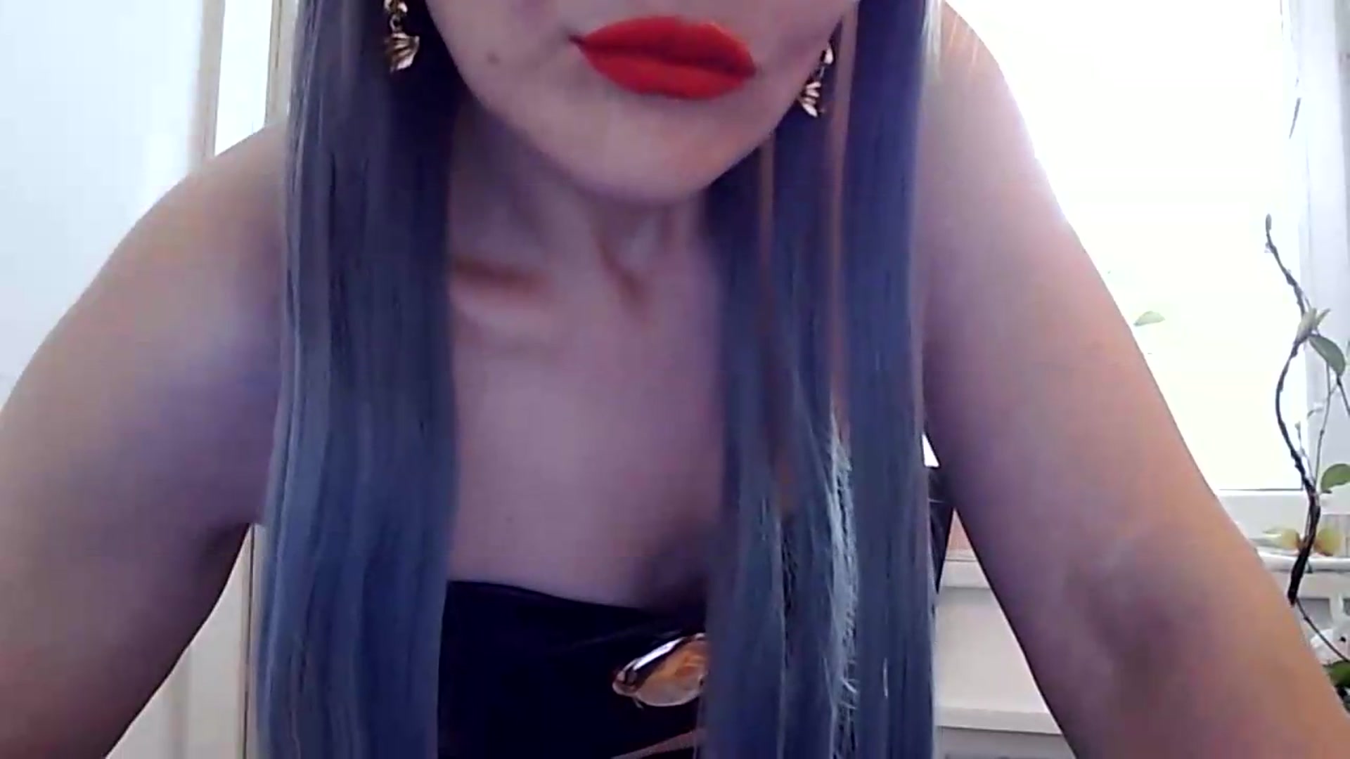 Gallery image thumbnail from KinKueen's myfreecams stream on, 07/17/2026, 11:48 image 3 of 20