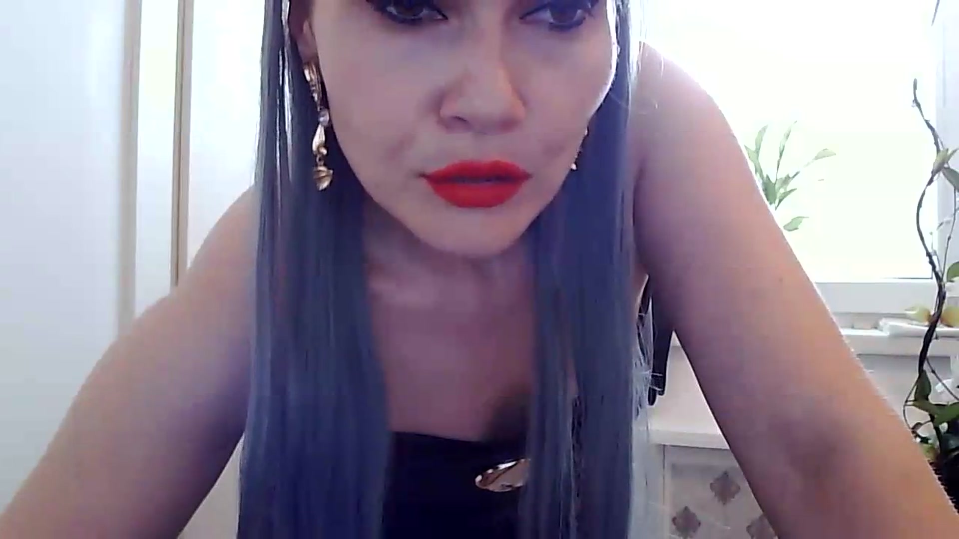 Gallery image thumbnail from KinKueen's myfreecams stream on, 07/17/2026, 11:48 image 7 of 20