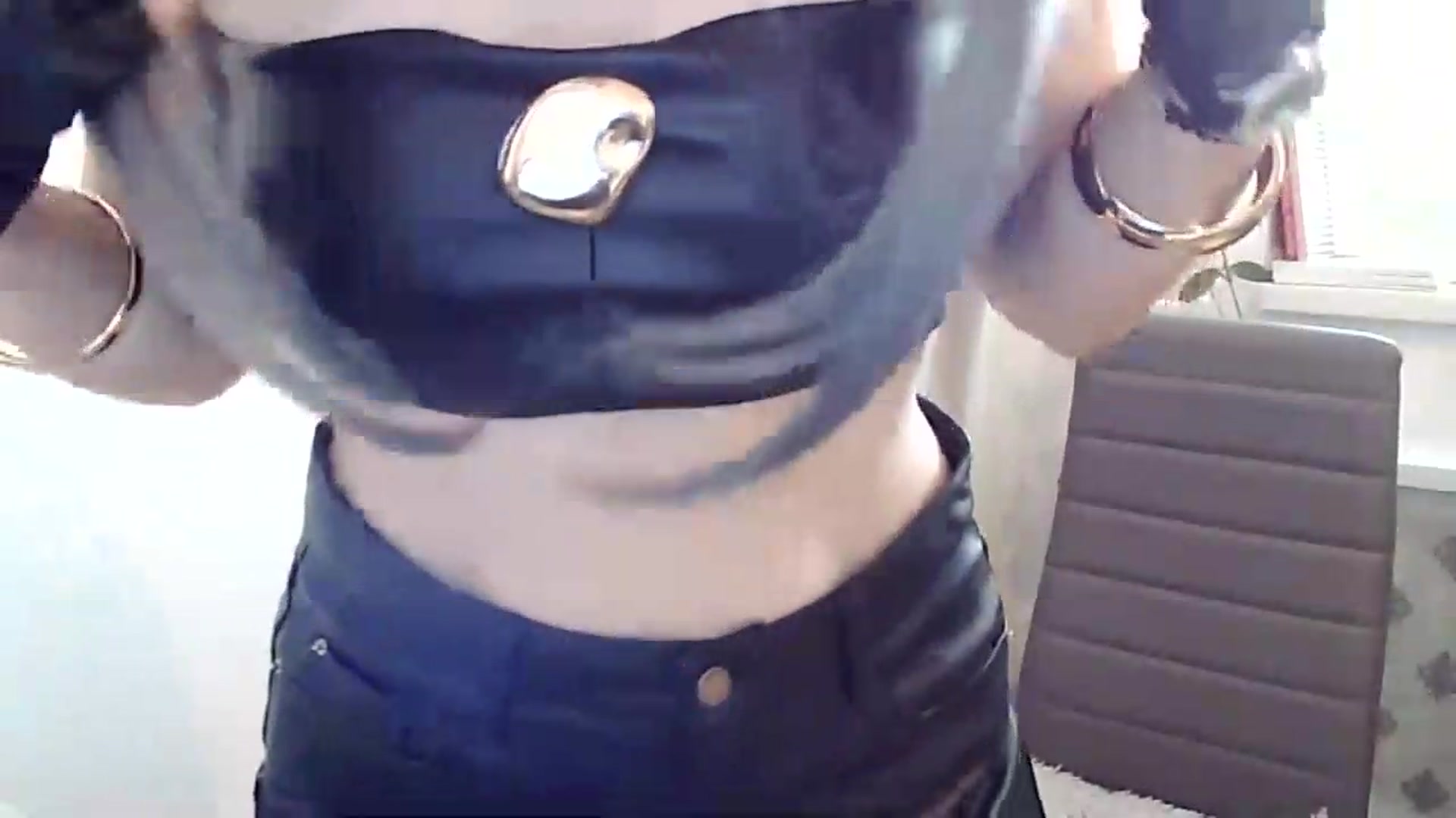 Gallery image thumbnail from KinKueen's myfreecams stream on, 07/19/2026, 11:56 image 2 of 20