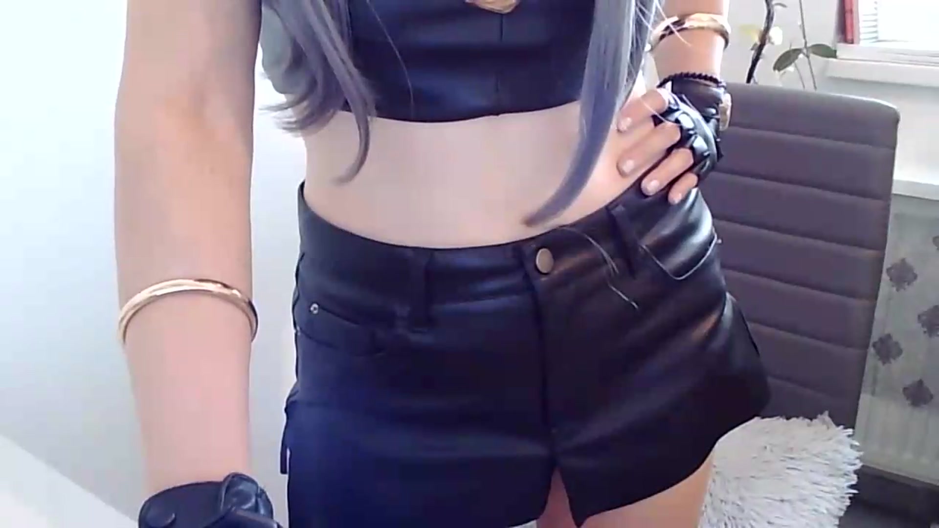 Gallery image thumbnail from KinKueen's myfreecams stream on, 07/19/2026, 11:56 image 11 of 20