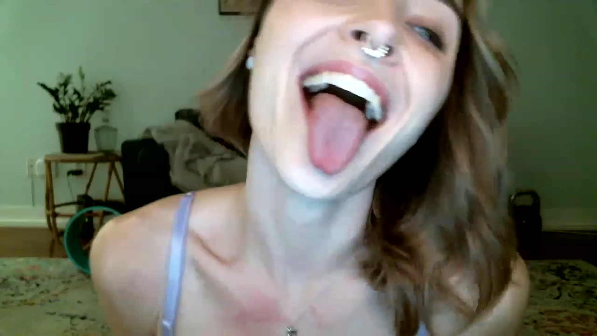 Gallery image thumbnail from KineticKoa's myfreecams stream on, 12/19/2022, 08:54 image 11 of 20