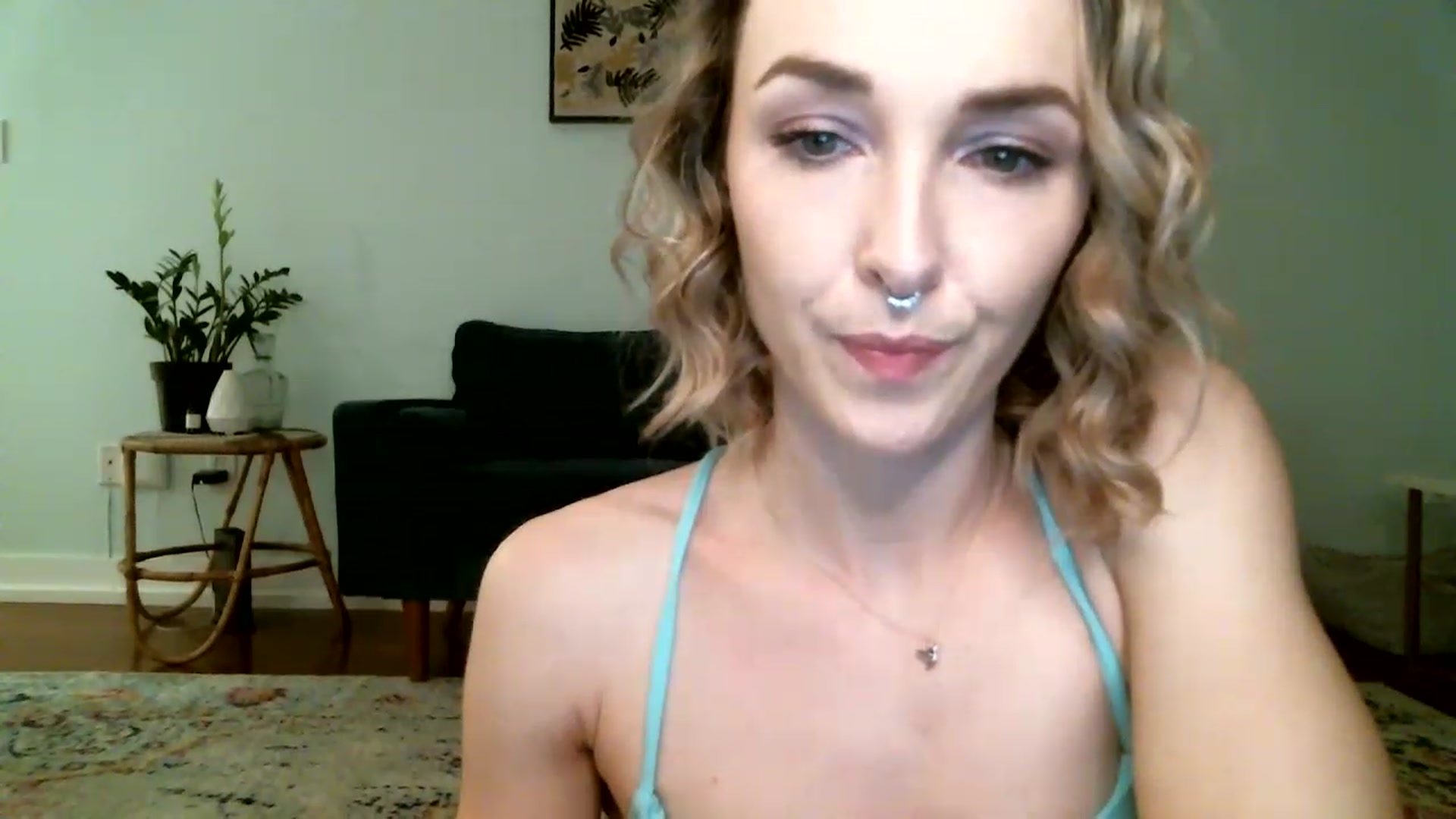 Gallery image thumbnail from KineticKoa's myfreecams stream on, 01/08/2023, 08:06 image 16 of 20