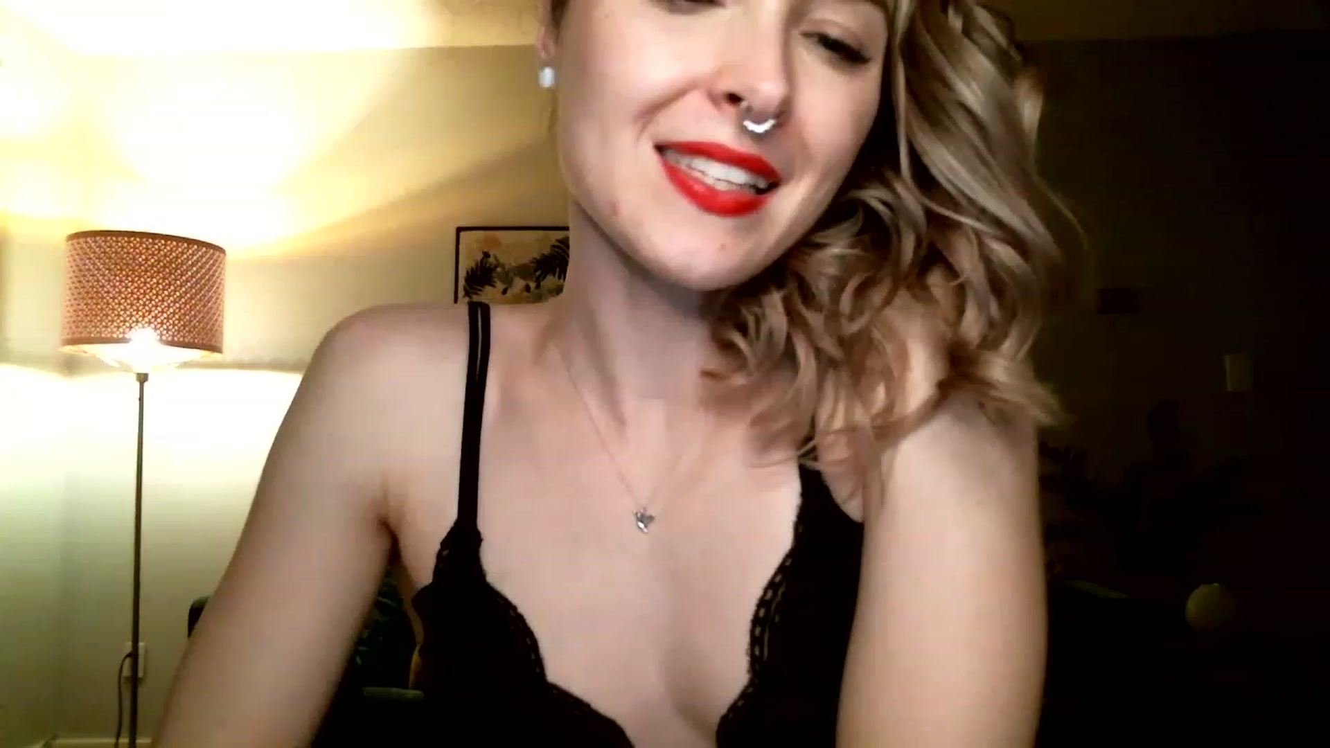 Gallery image thumbnail from KineticKoa's myfreecams stream on, 04/07/2023, 08:05 image 16 of 20