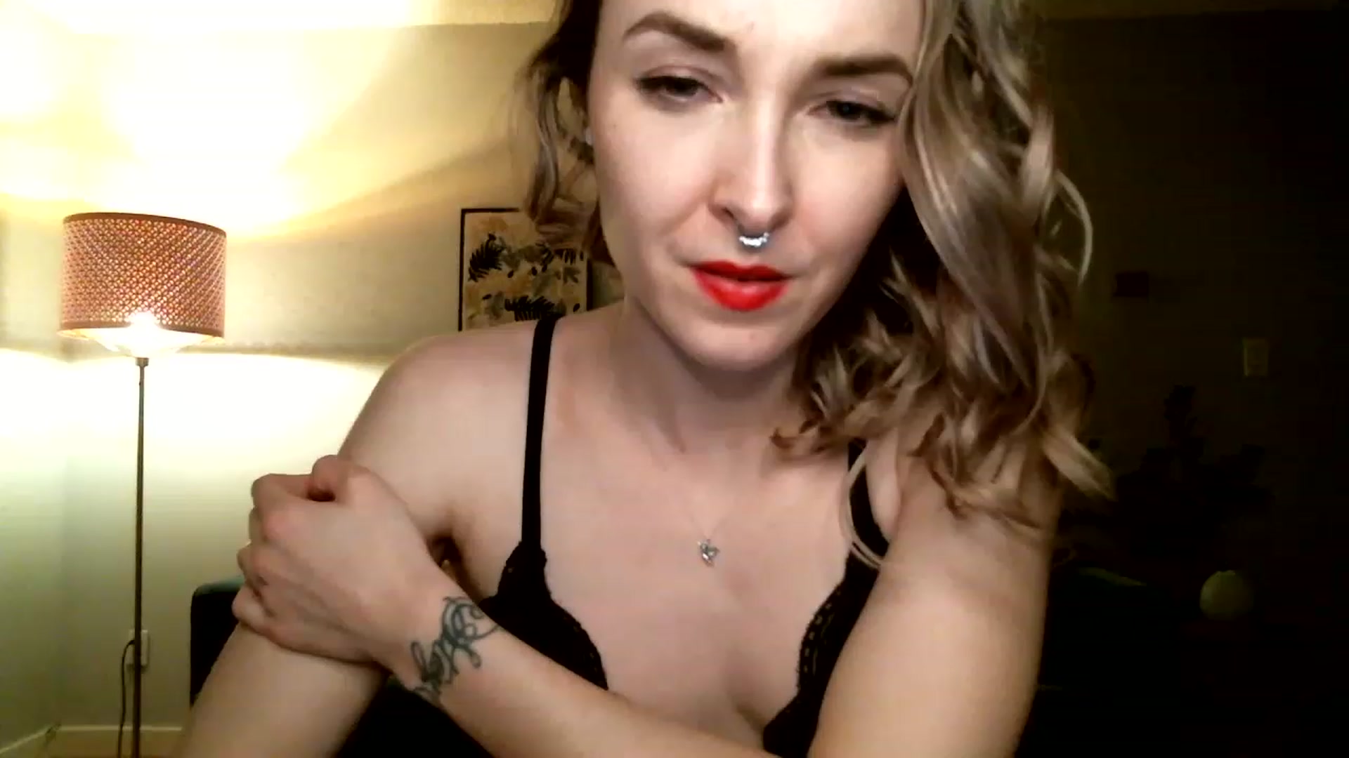 Gallery image thumbnail from KineticKoa's myfreecams stream on, 04/07/2023, 08:05 image 17 of 20
