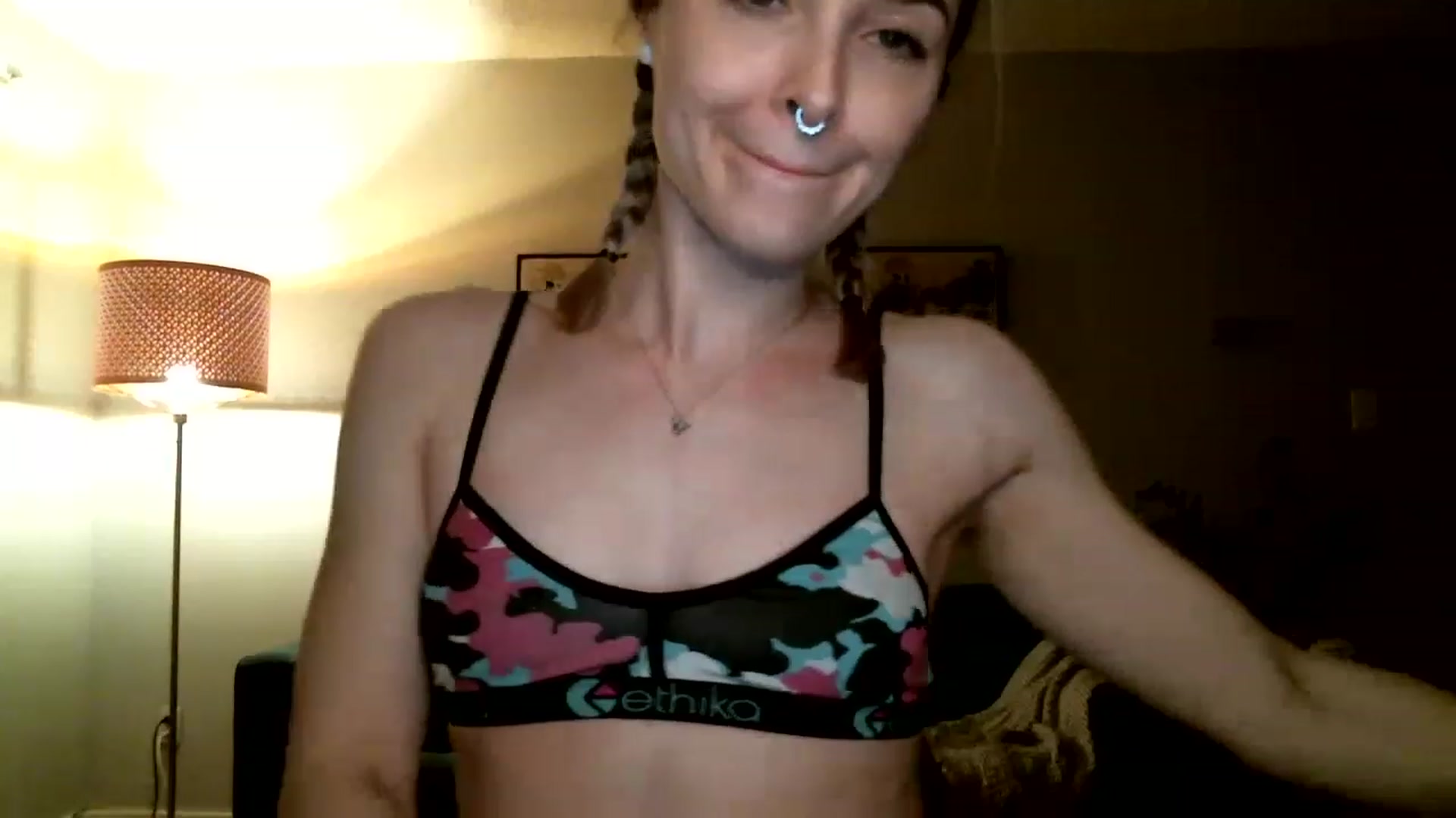 Gallery image thumbnail from KineticKoa's myfreecams stream on, 04/13/2023, 07:48 image 3 of 20