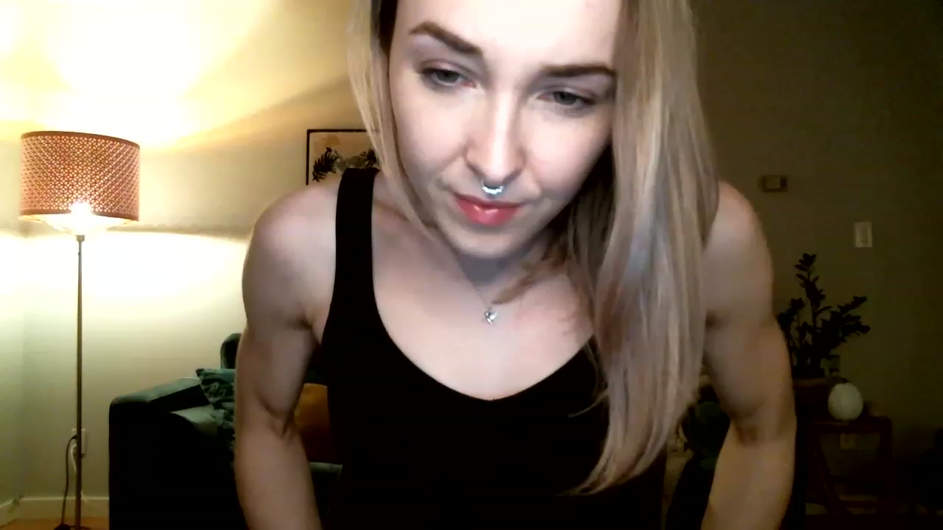 Gallery image thumbnail from KineticKoa's myfreecams stream on, 04/17/2023, 05:02 image 13 of 20