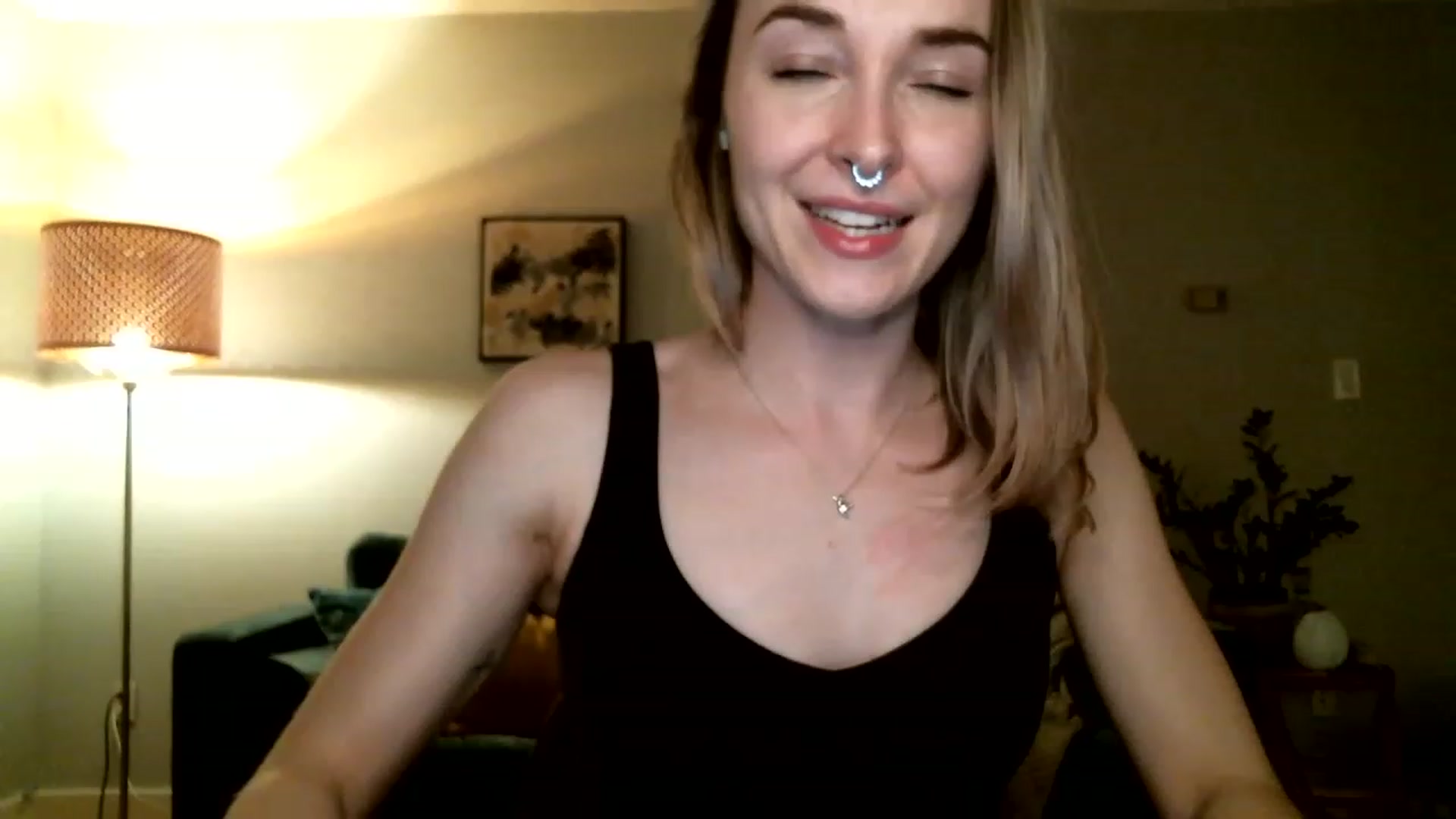 Gallery image thumbnail from KineticKoa's myfreecams stream on, 04/17/2023, 05:02 image 12 of 20