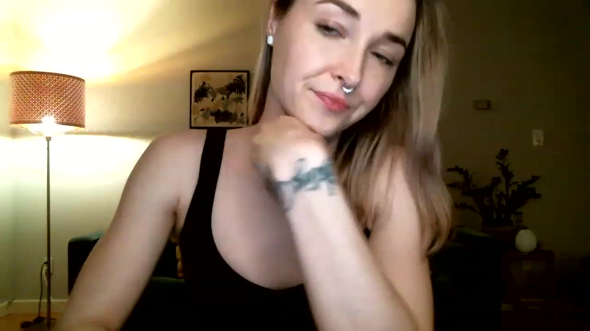 Gallery image thumbnail from KineticKoa's myfreecams stream on, 04/17/2023, 05:02 image 17 of 20