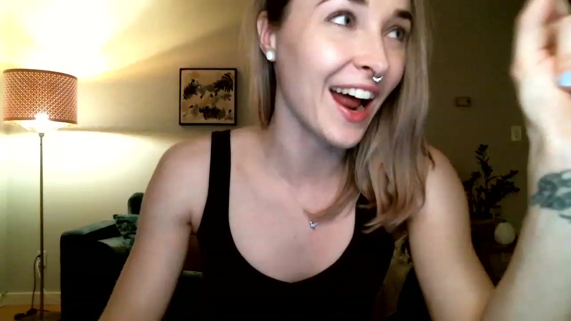 Gallery image thumbnail from KineticKoa's myfreecams stream on, 04/17/2023, 05:02 image 15 of 20