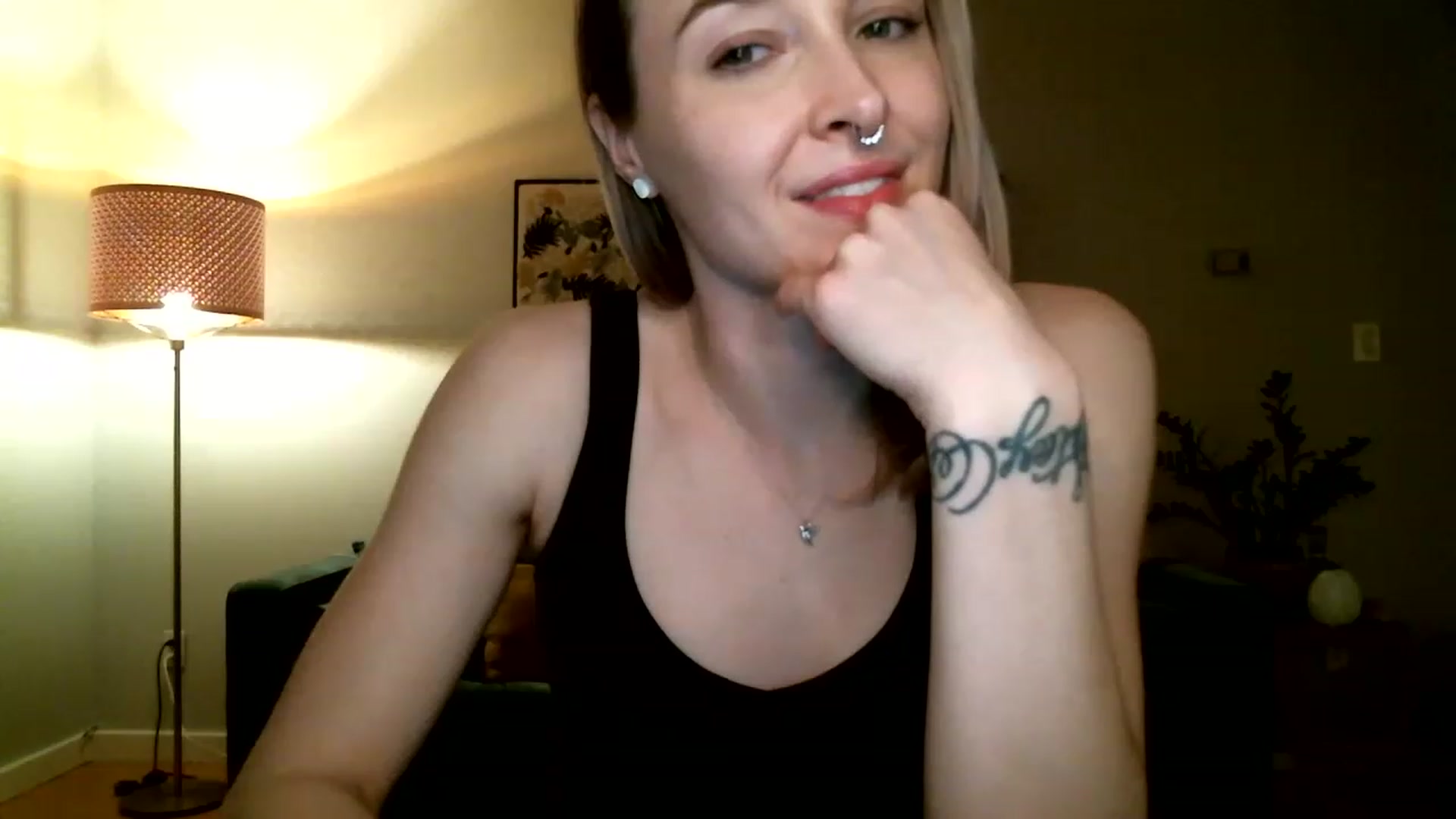 Gallery image thumbnail from KineticKoa's myfreecams stream on, 04/17/2023, 06:39 image 15 of 20