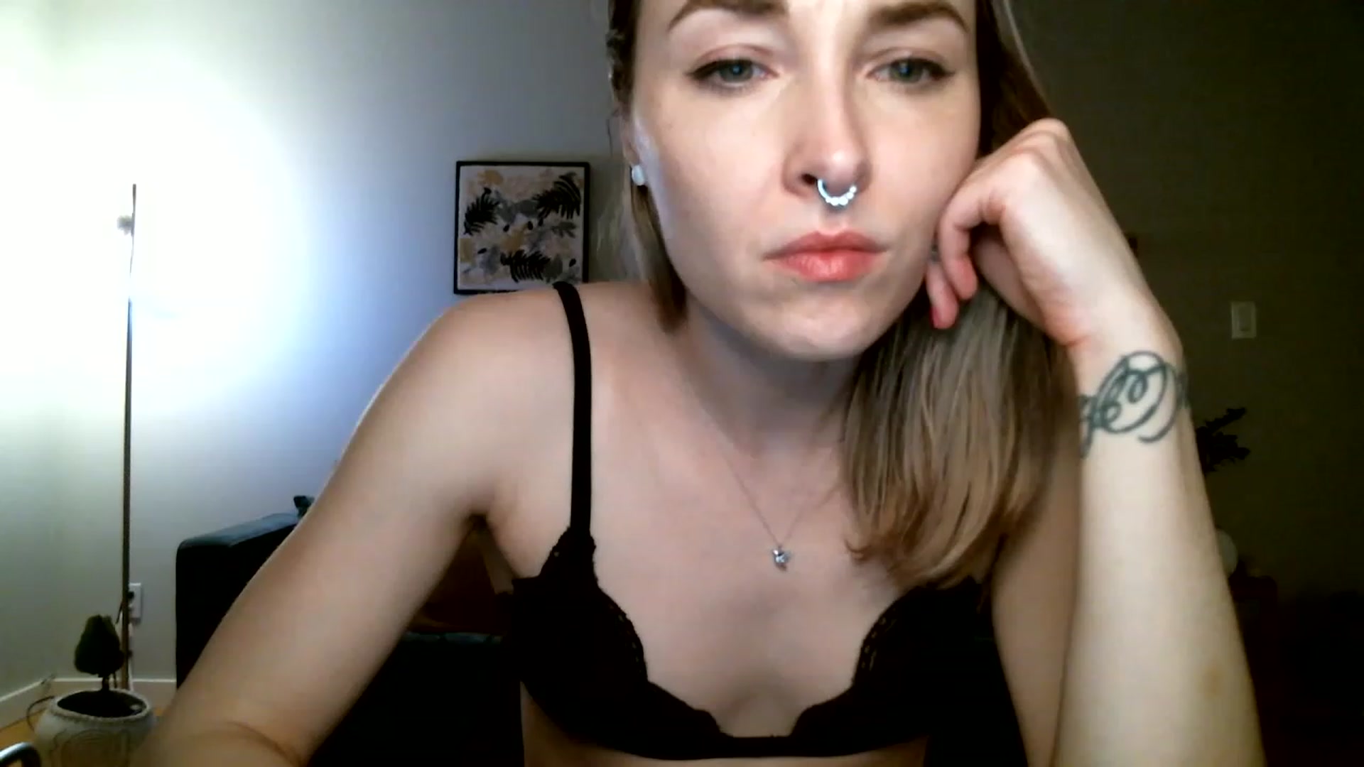 Gallery image thumbnail from KineticKoa's myfreecams stream on, 04/25/2023, 08:02 image 5 of 20