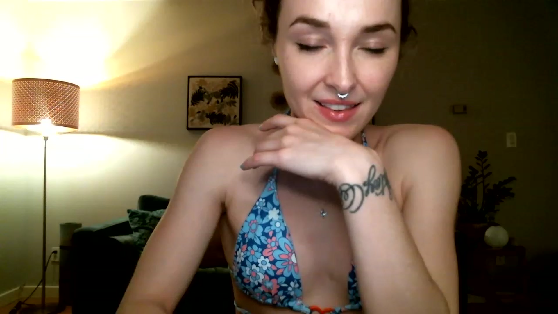 Gallery image thumbnail from KineticKoa's myfreecams stream on, 05/02/2023, 06:17 image 5 of 20