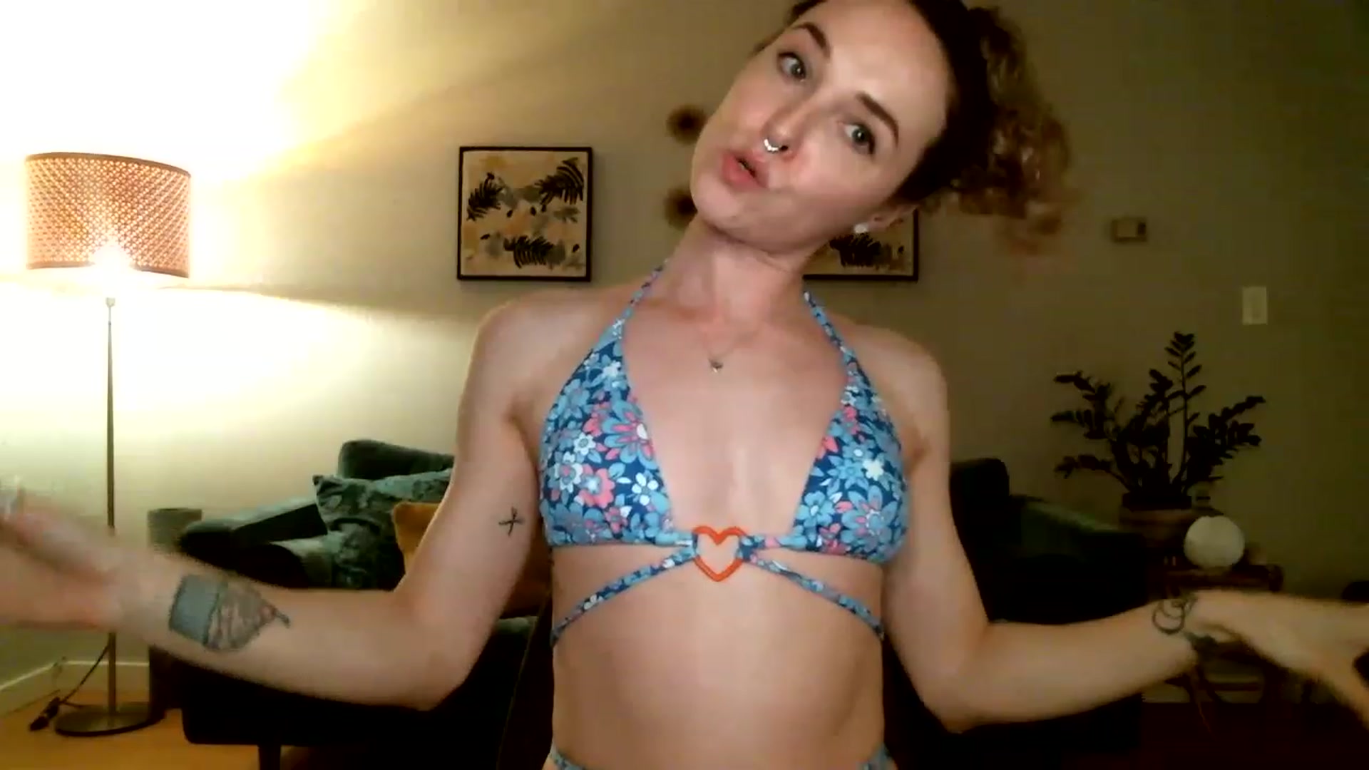 Gallery image thumbnail from KineticKoa's myfreecams stream on, 05/02/2023, 06:17 image 18 of 20