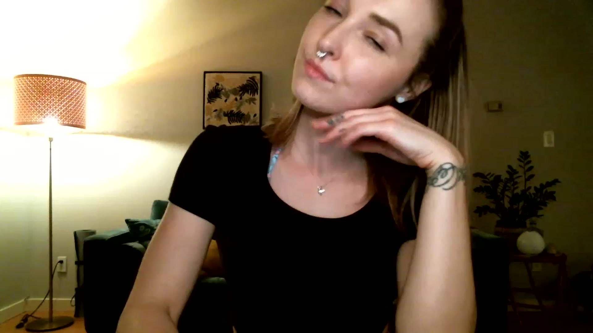Gallery image thumbnail from KineticKoa's myfreecams stream on, 05/08/2023, 07:16 image 1 of 20