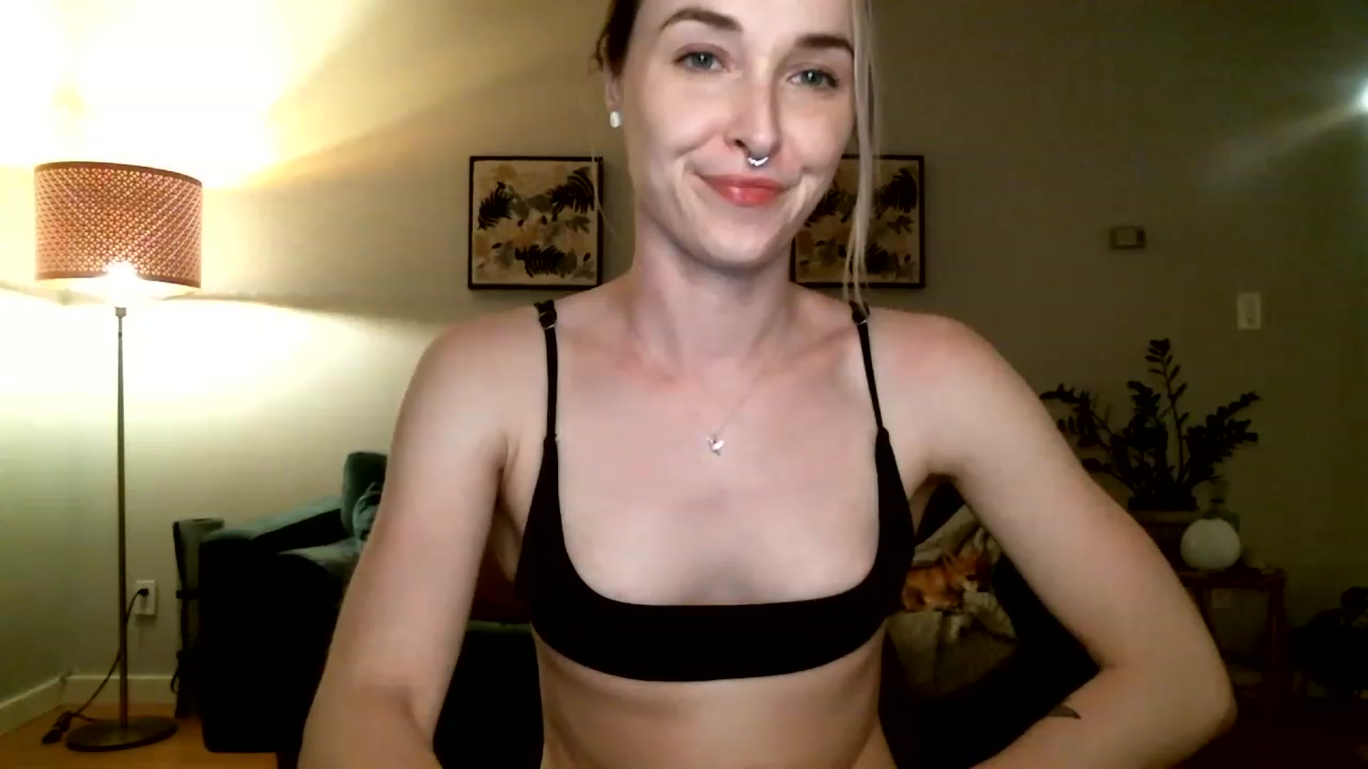 Gallery image thumbnail from KineticKoa's myfreecams stream on, 05/17/2023, 05:55 image 18 of 20